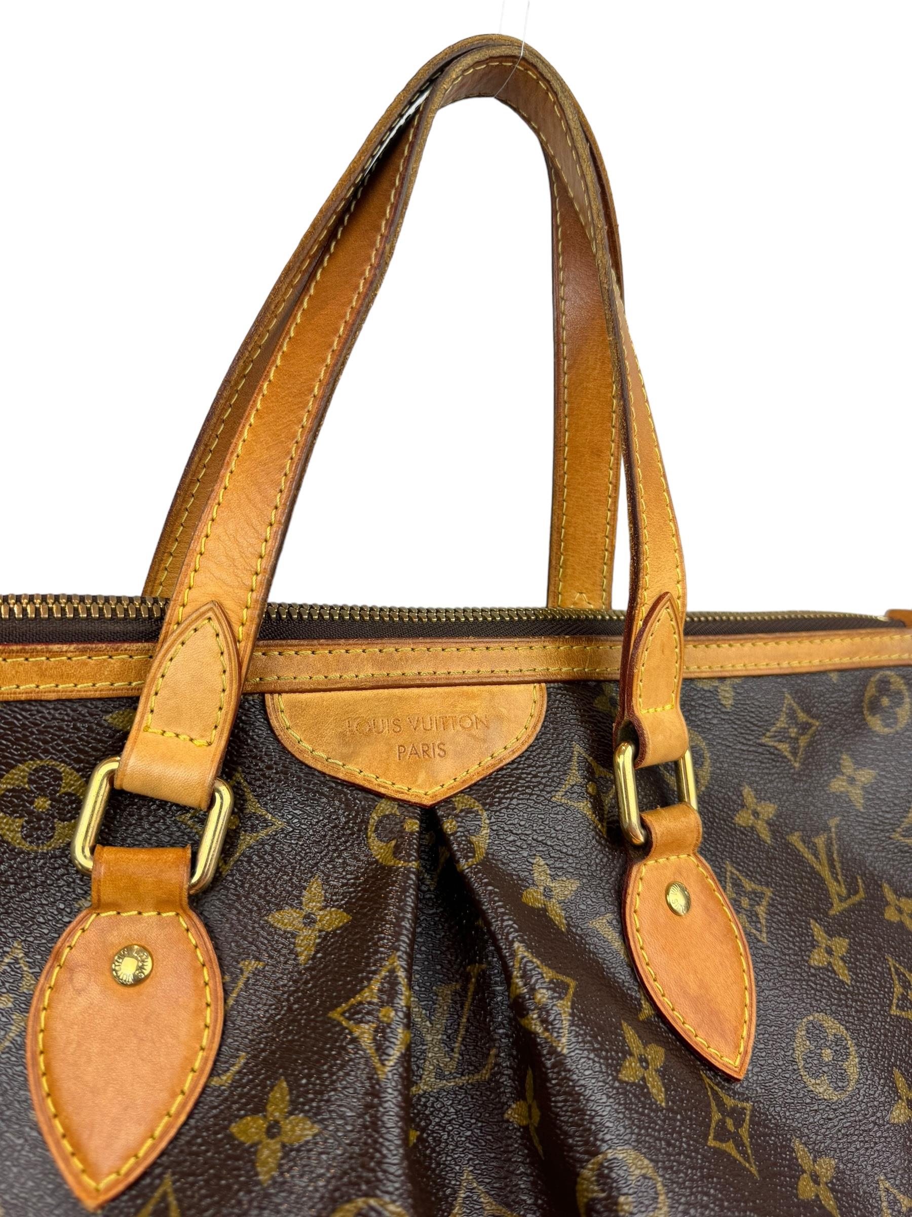 LOUIS VUITTON PALERMO PM OMUZ ÇANTASI