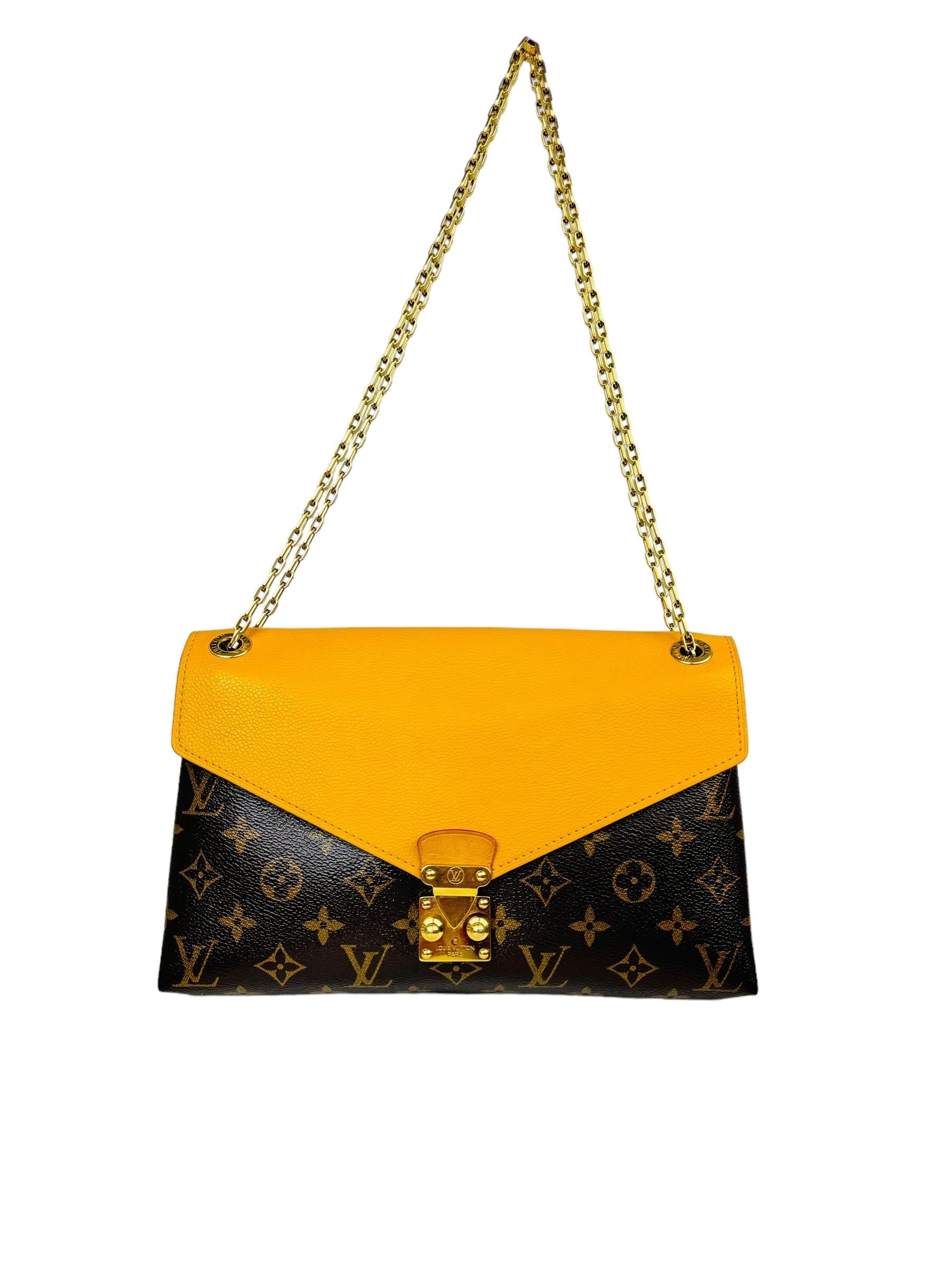 LOUIS VUITTON PALLAS CHAIN OMUZ ÇANTASI