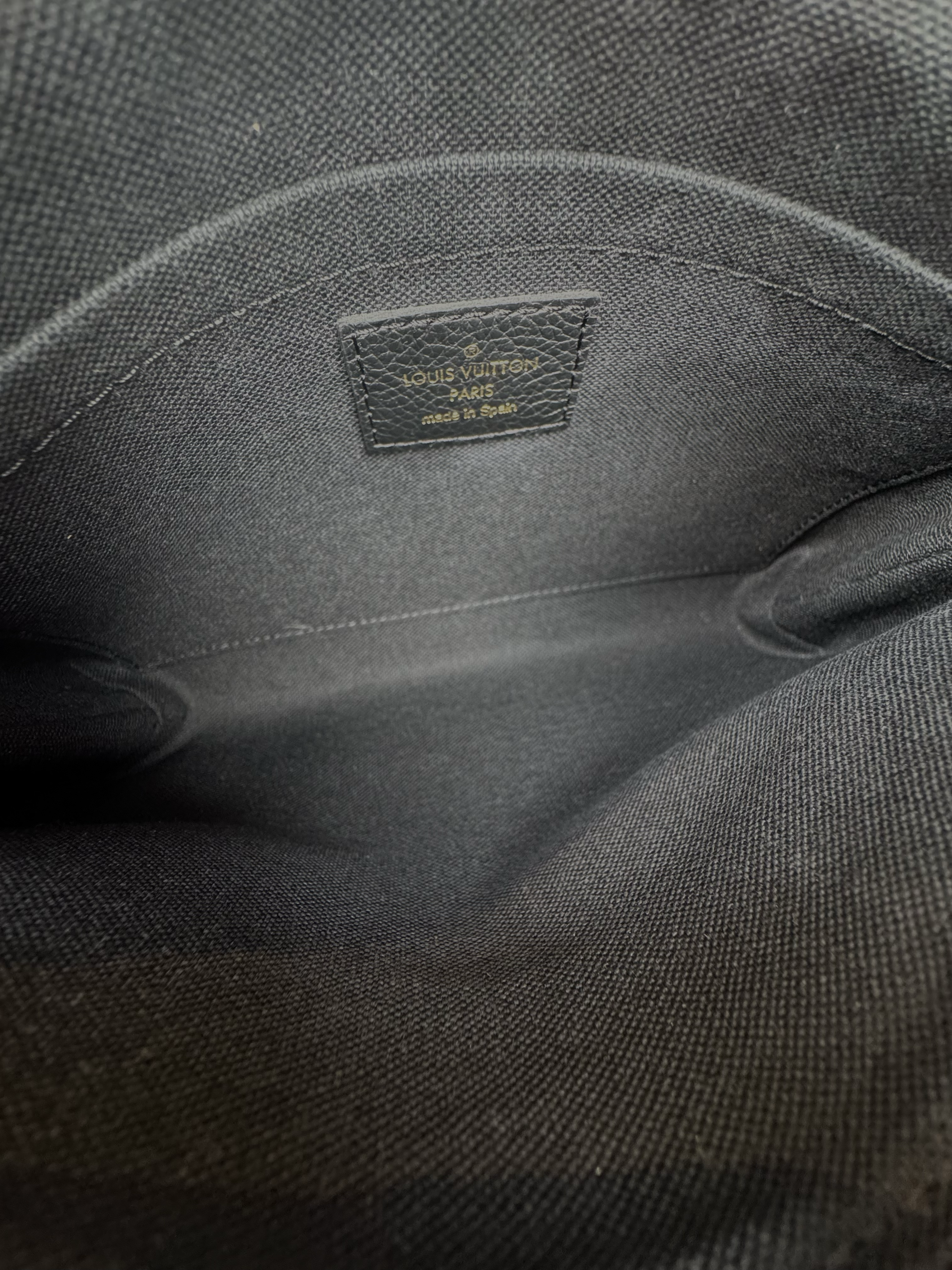 LOUIS VUITTON PALLAS CHAIN POCHETTE BAG