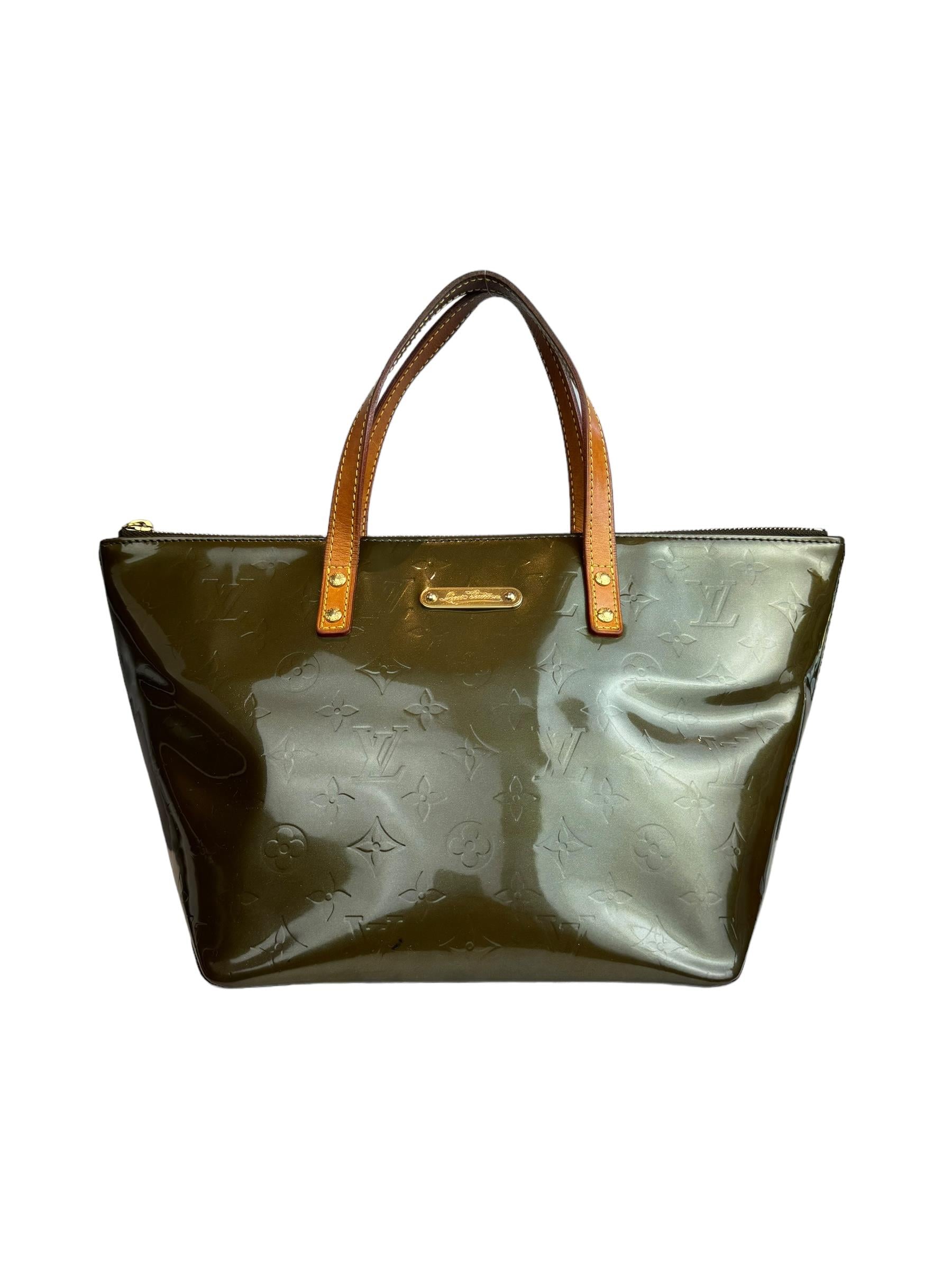 LOUIS VUITTON PM BELLEVUE VERNIS MONOGRAM ÇANTA