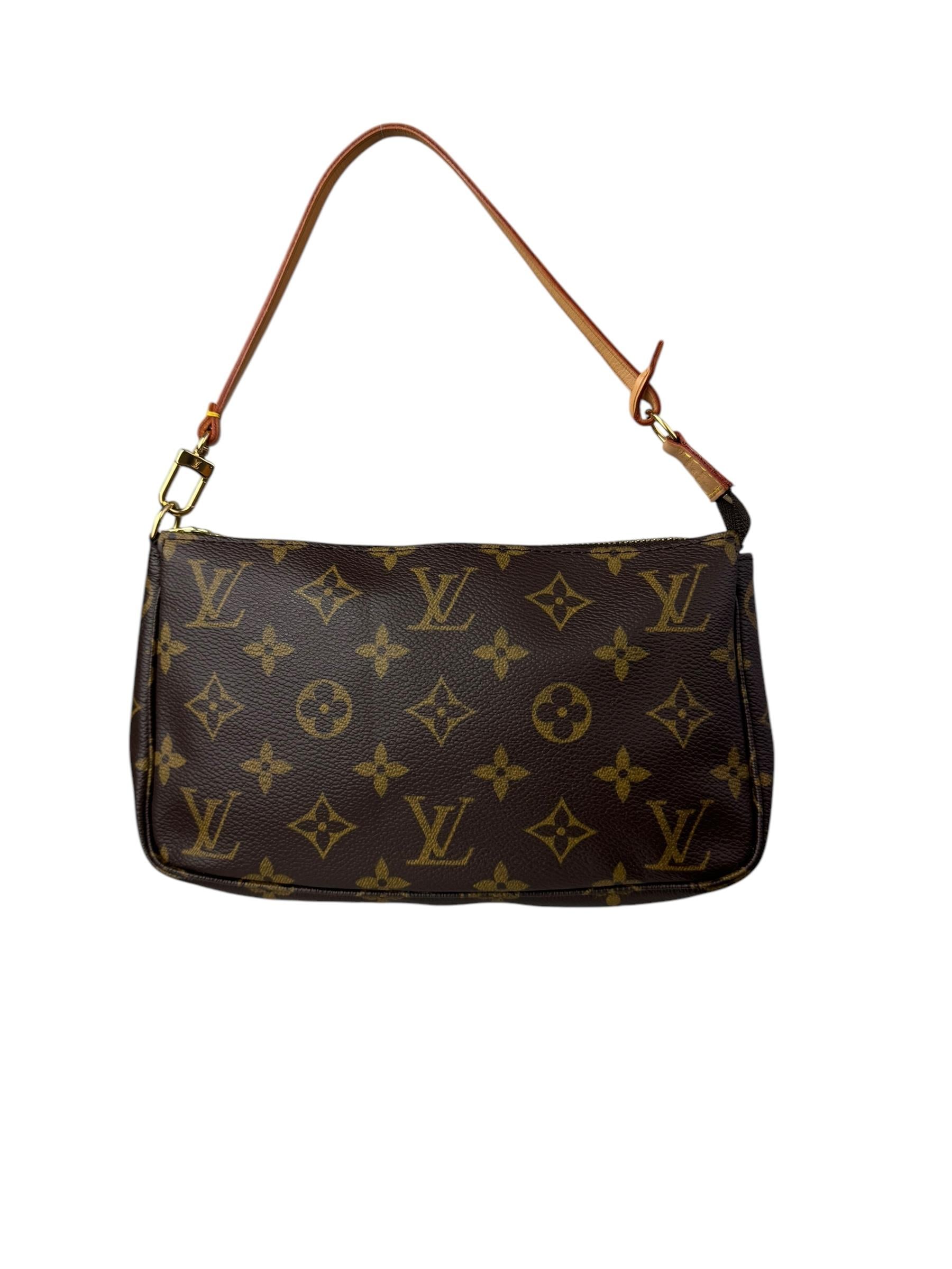 LOUIS VUITTON POCHETTE ACCESORIES