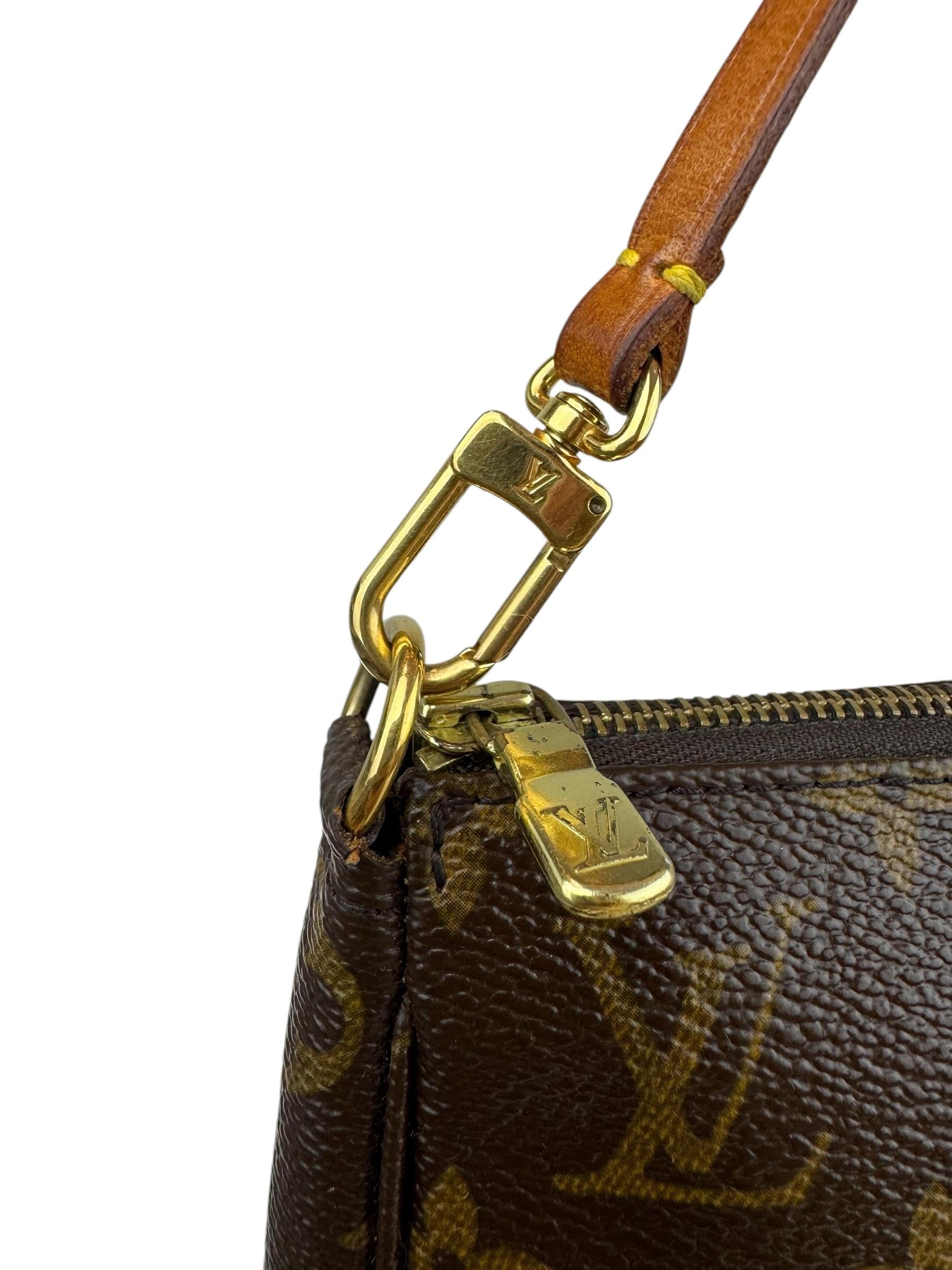 LOUIS VUITTON POCHETTE ACCESORIES ÇANTA