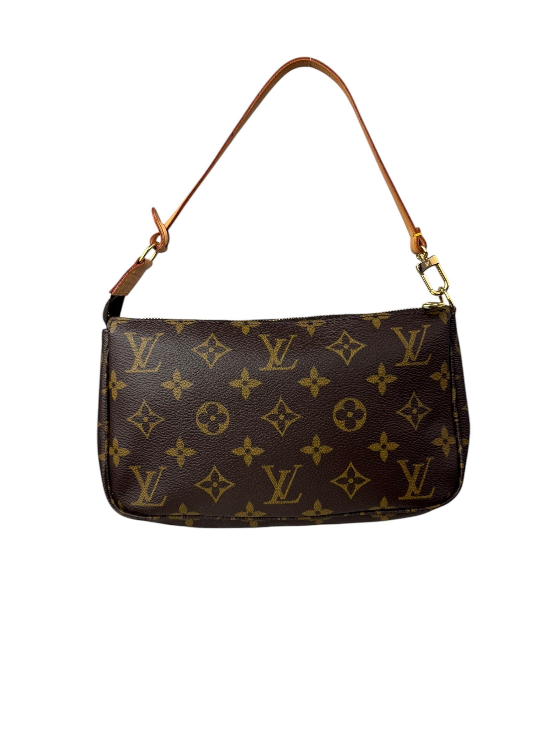 LOUIS VUITTON POCHETTE ACCESORIES