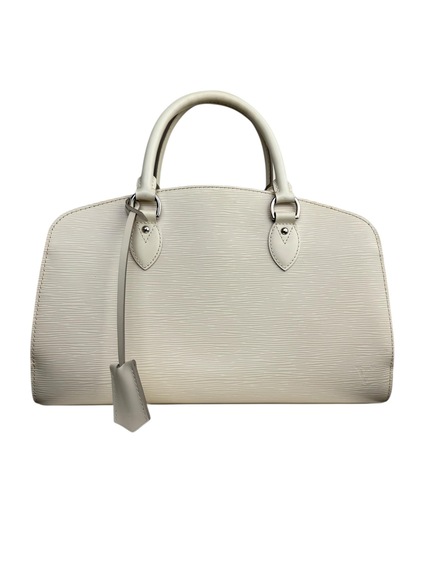 LOUIS VUITTON PONT NEUF EPI BAG