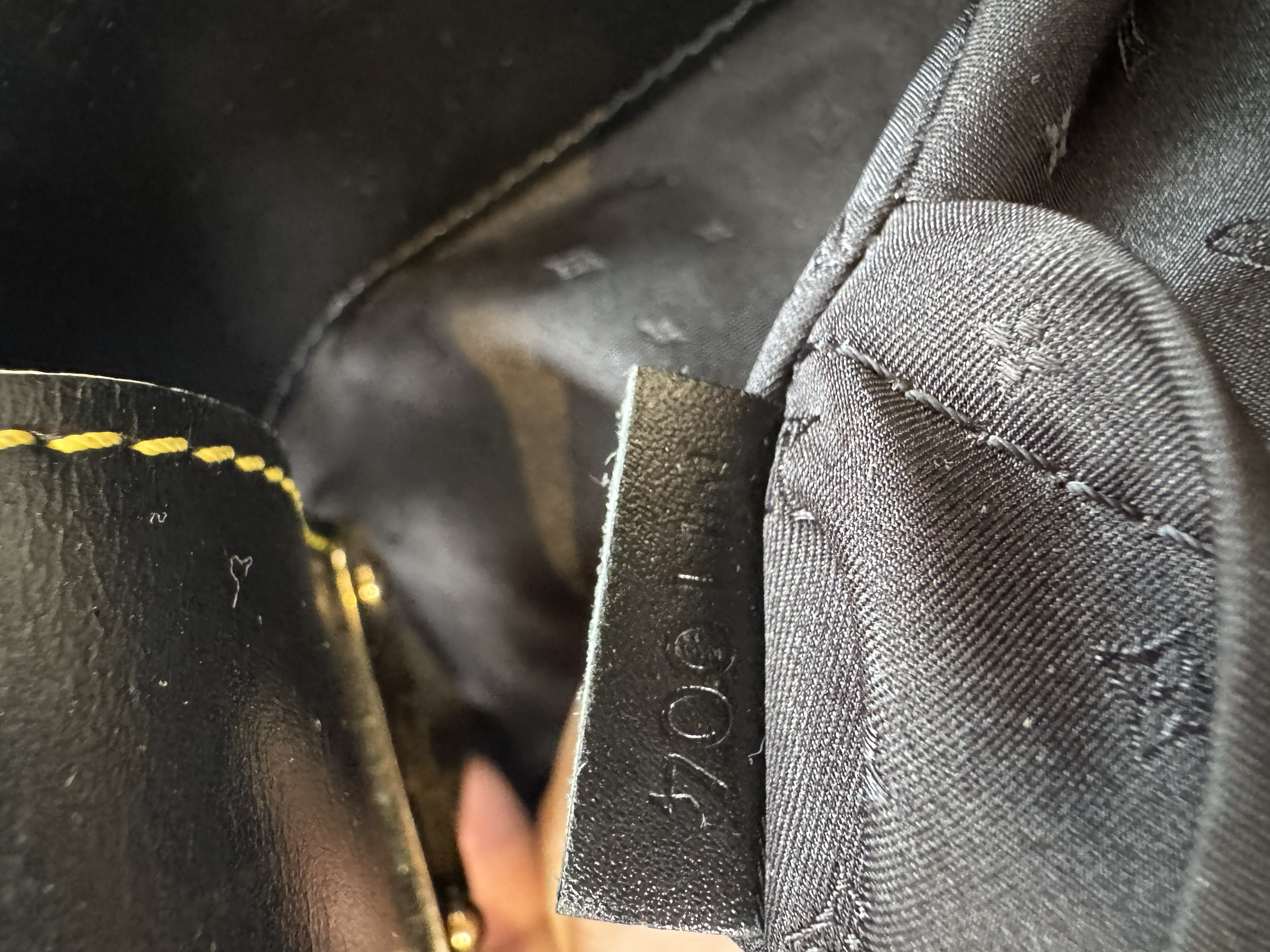 LOUIS VUITTON SUHALI SHOULDER BAG