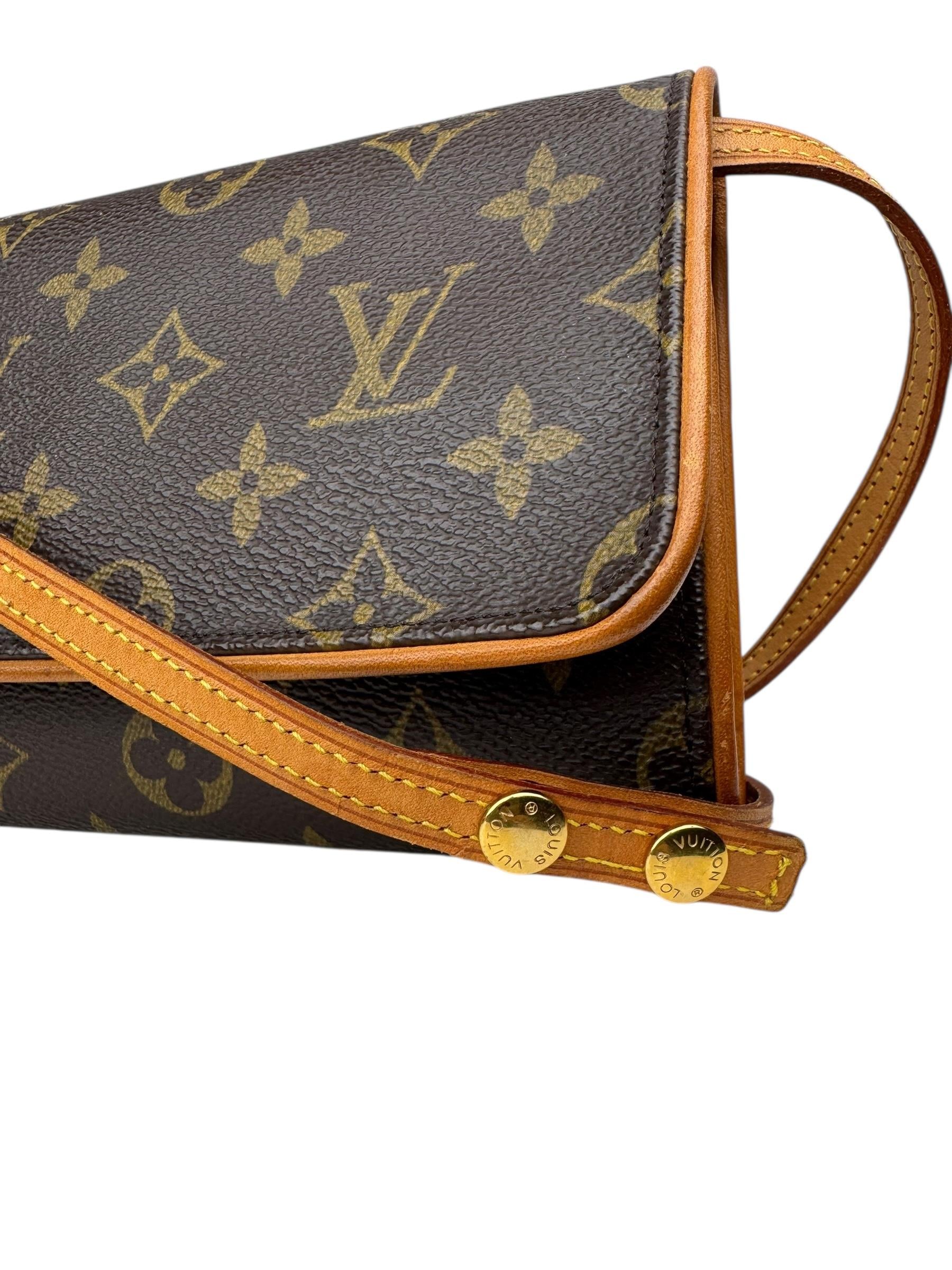 LOUIS VUITTON TWIN POCHETTE