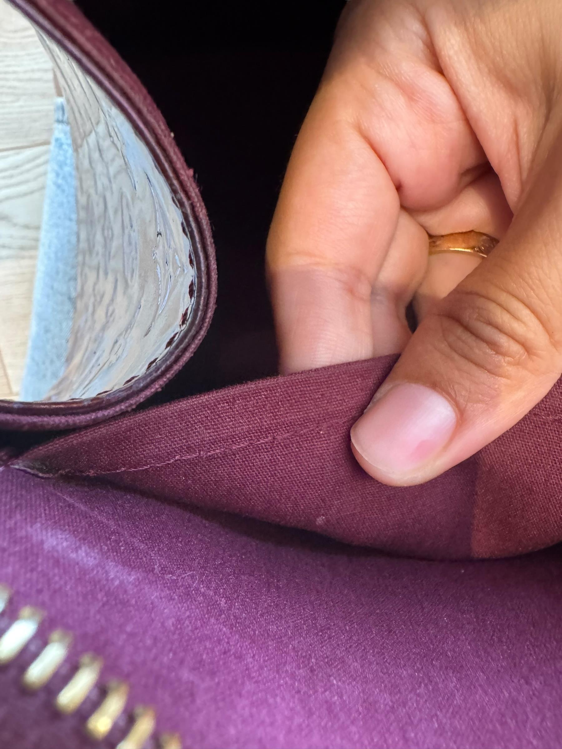 LOUIS VUITTON VERNIS BREA GM TOTE BAG