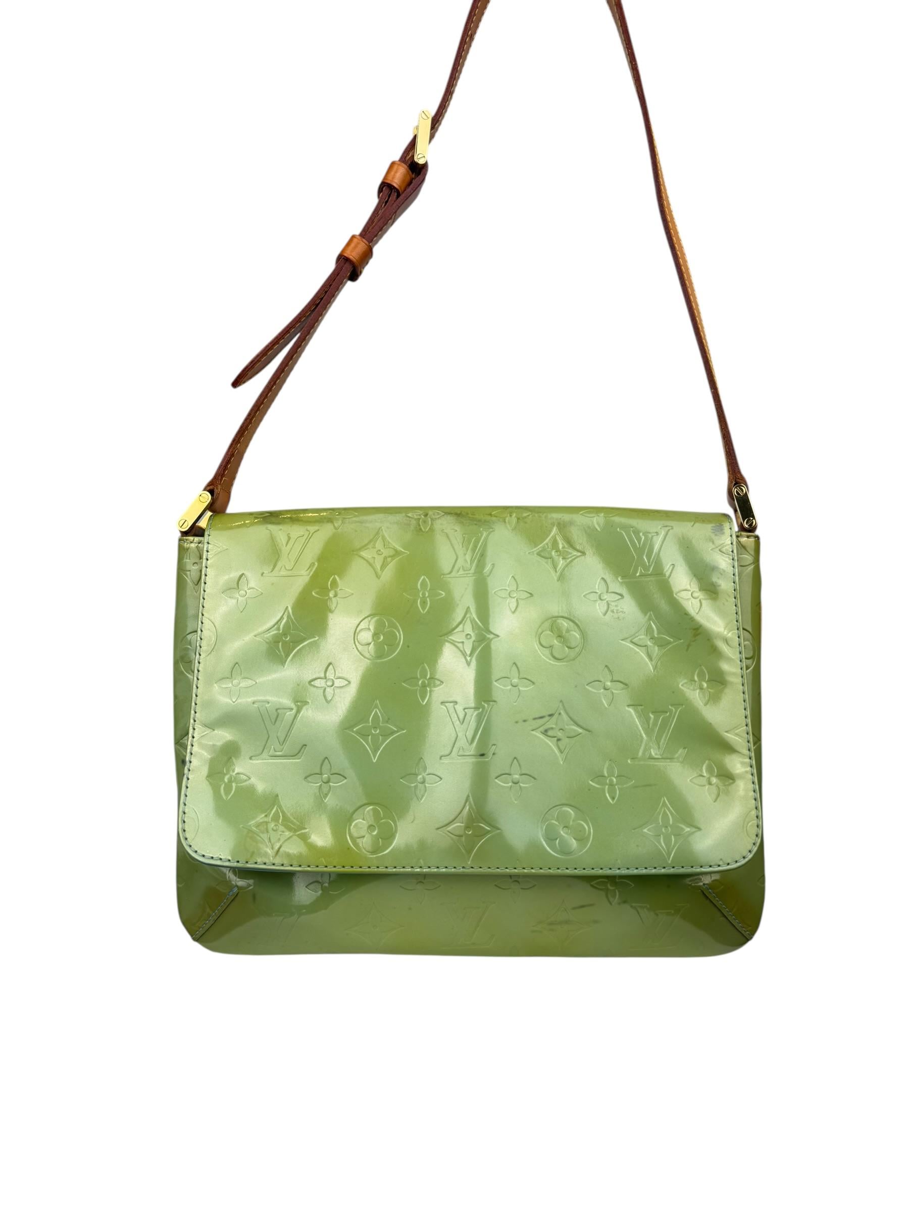 LOUIS VUITTON VERNIS MESSENGER BAG
