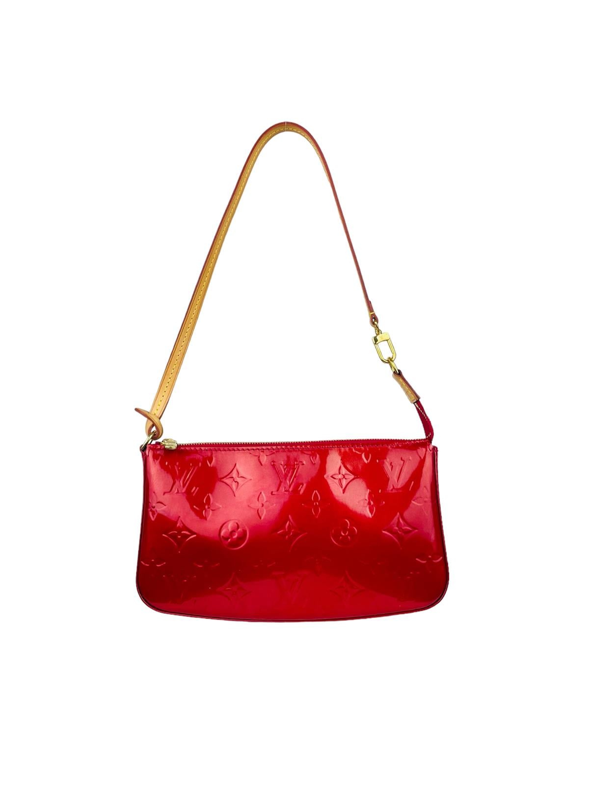 LOUIS VUITTON VERNIS MONOGRAM POCHETTE