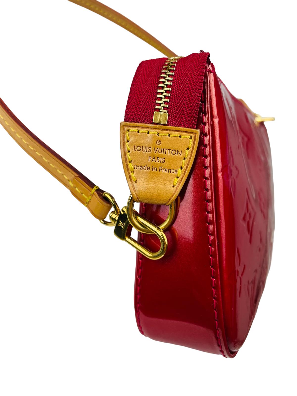 LOUIS VUITTON VERNIS MONOGRAM POCHETTE