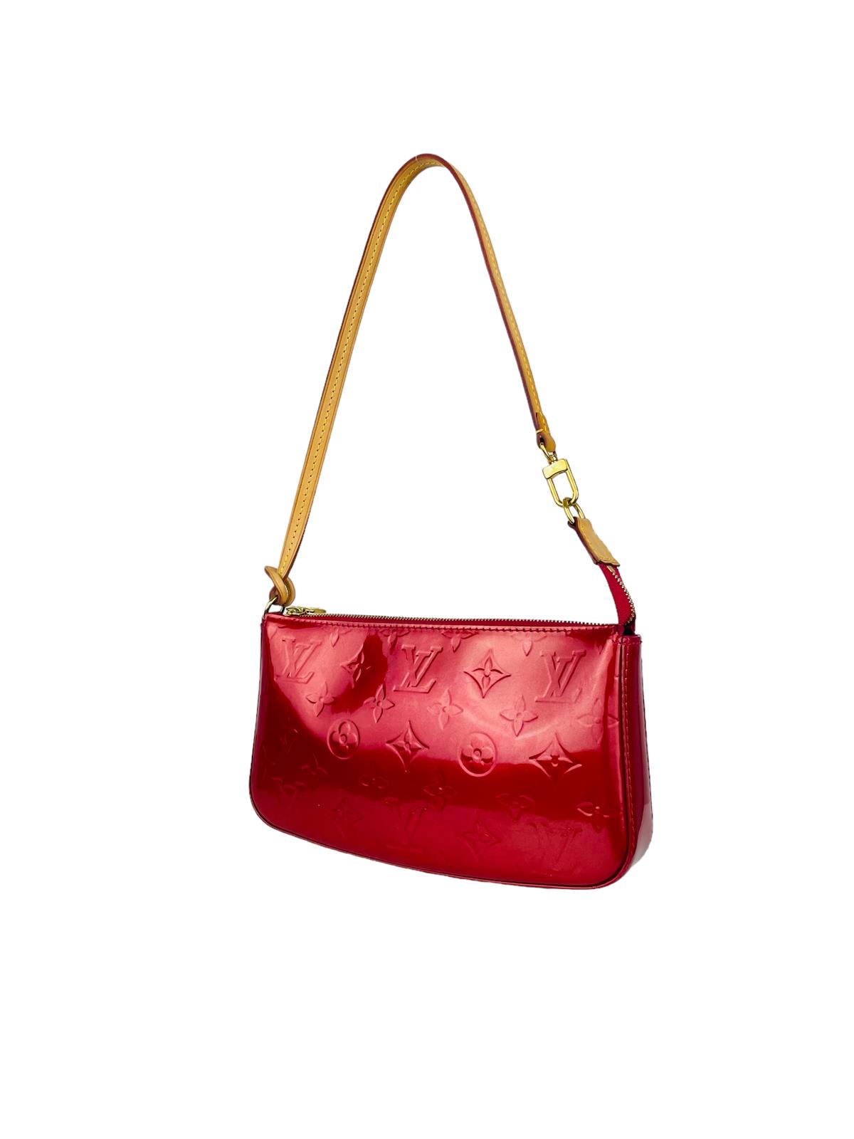 LOUIS VUITTON VERNIS MONOGRAM POCHETTE