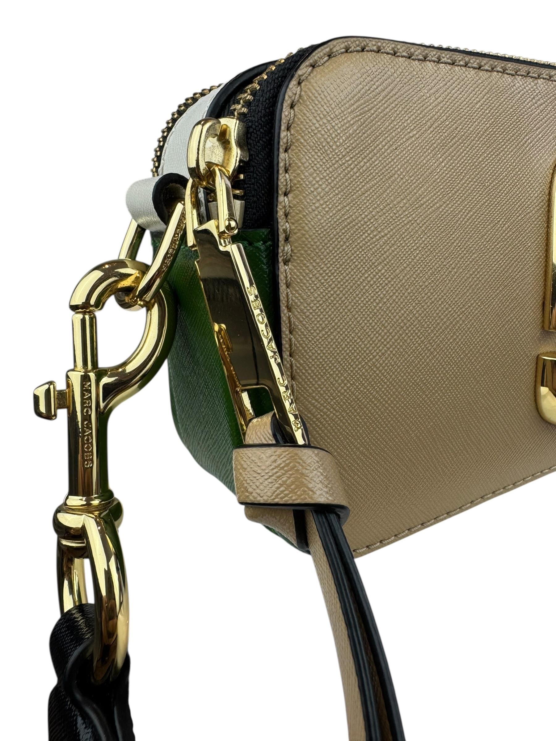 MARC JACOBS BEIGE SNEAPSHOT BAG