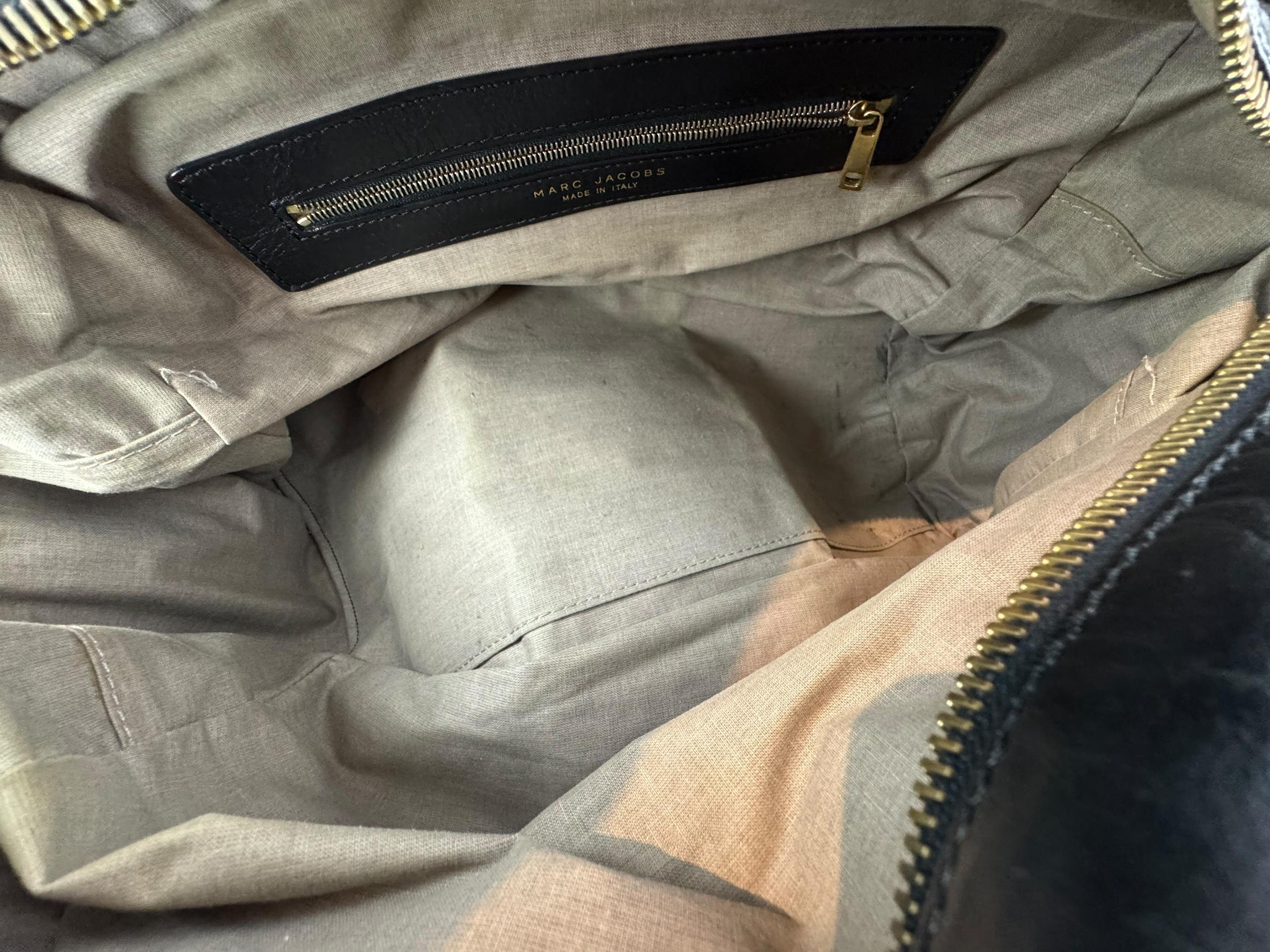 MARC JACOBS BLACK TOTE BAG