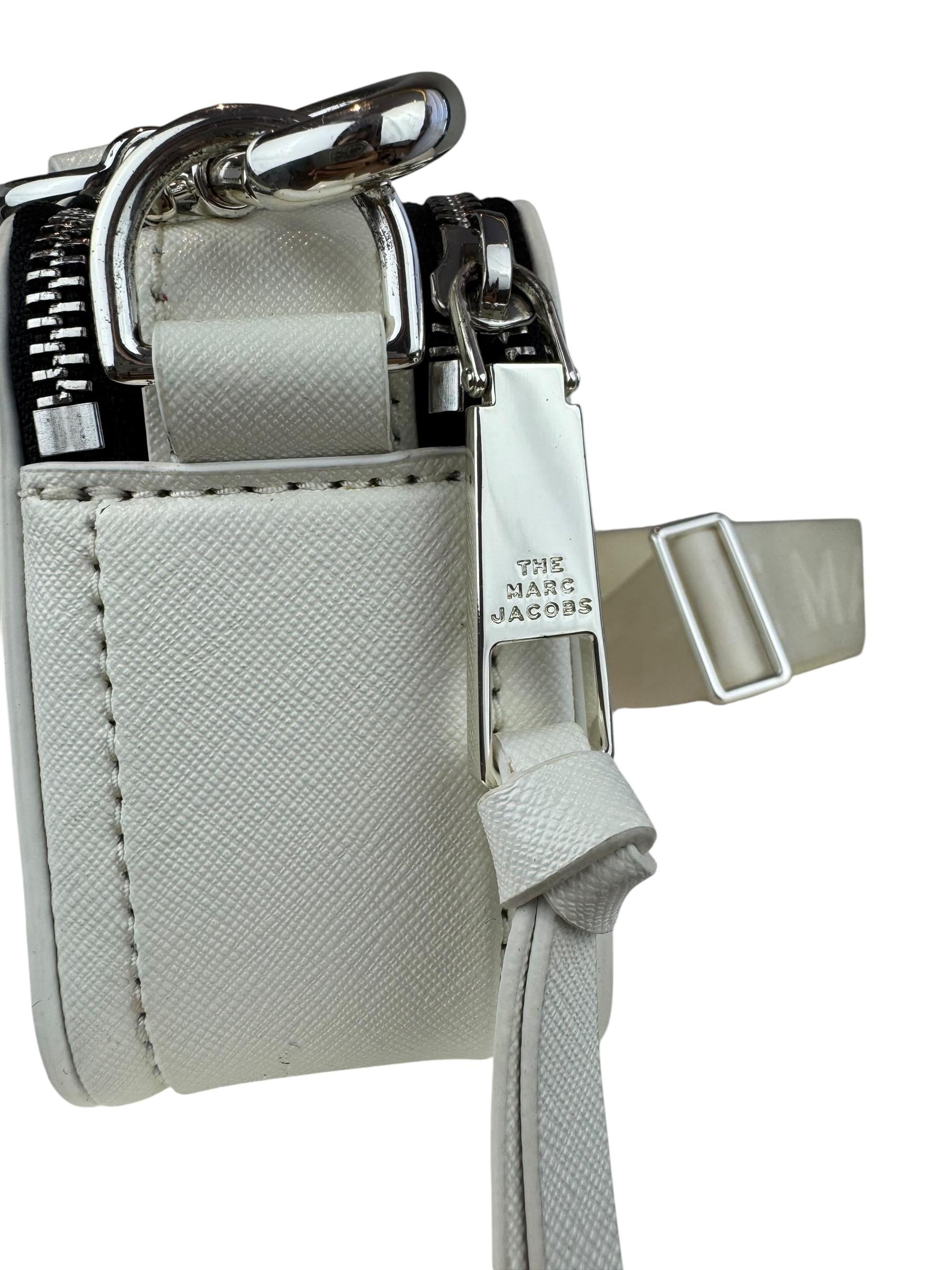 MARC JACOBS EHITE SNAPSHOT BAG