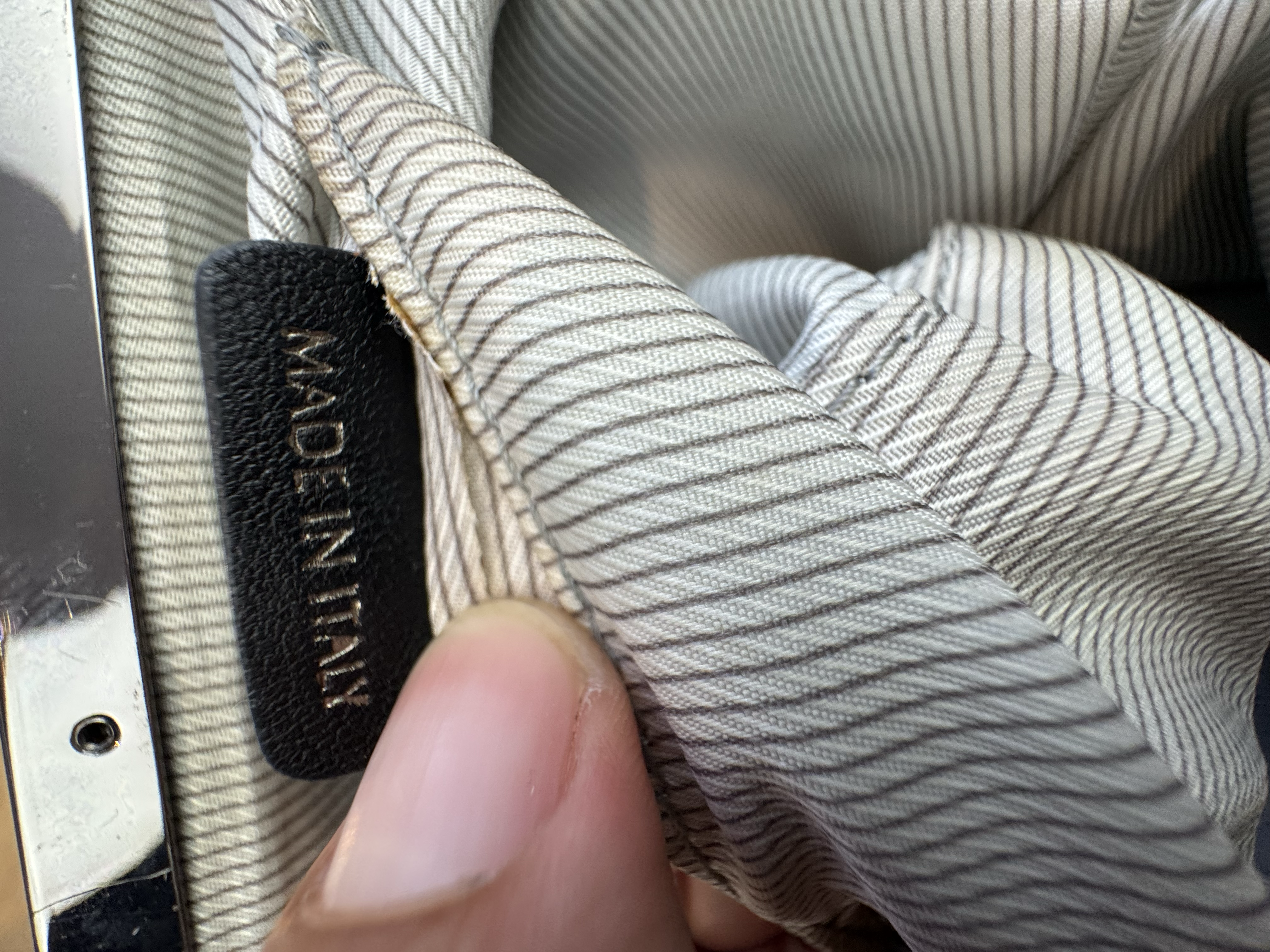 MAX MARA BIG CUBICO LEATHER PASTRY BAG