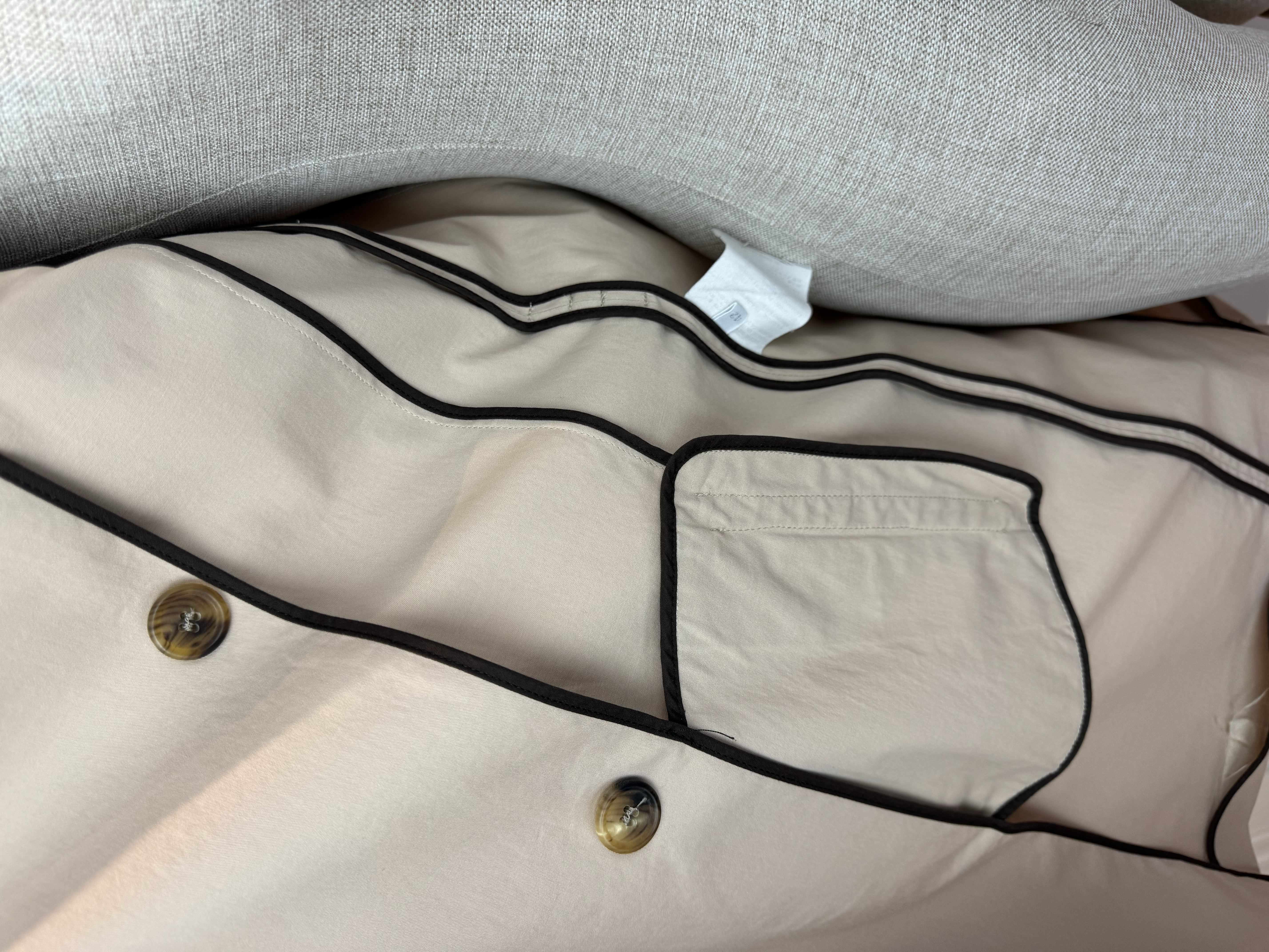MIU MIU BEIGE TRENCH COAT