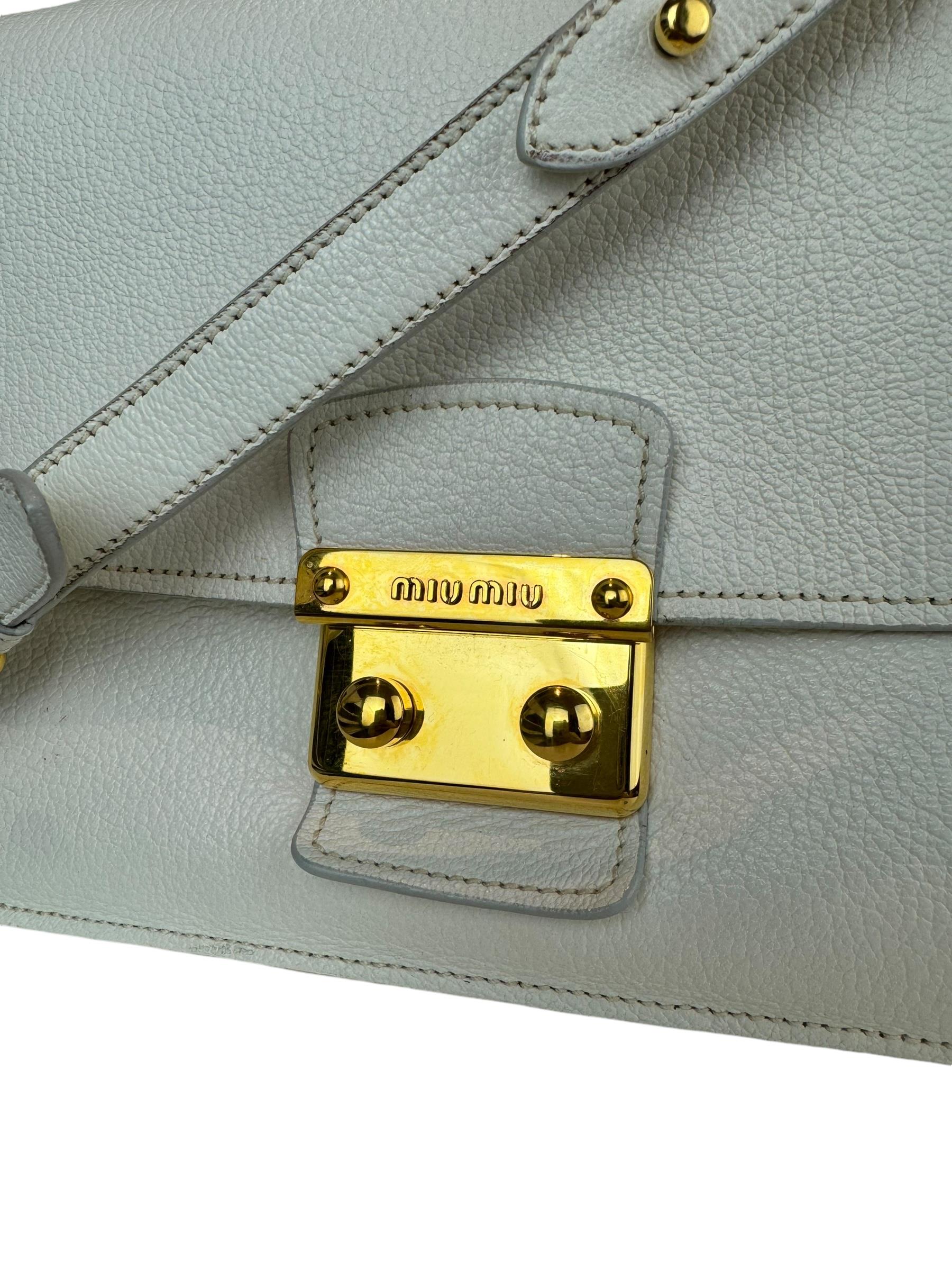 MIU MIU WHITE MADRAS OMUZ CANTASI
