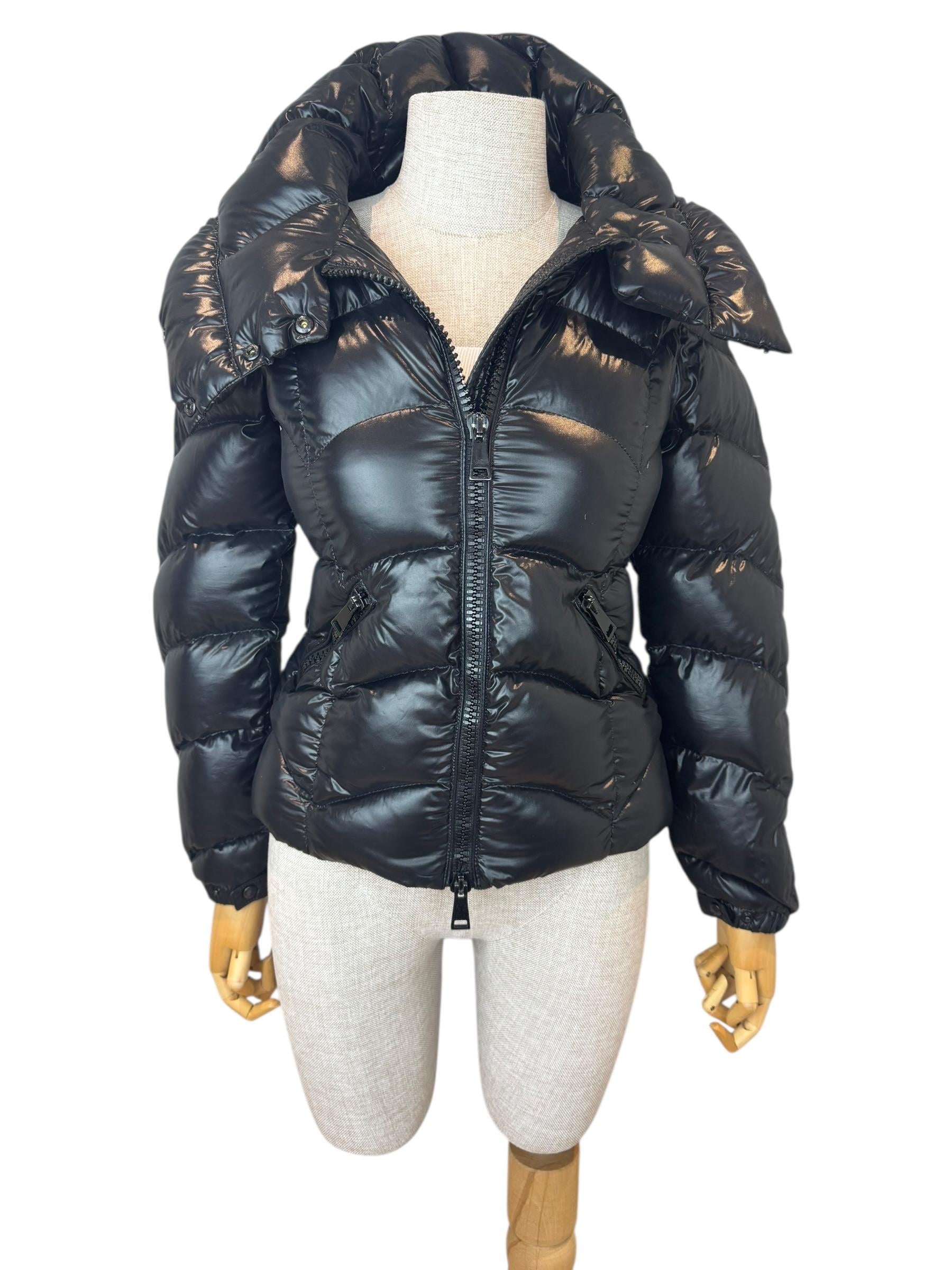 MONCLER AKEBIA GIUBBOTTO PUFFER
