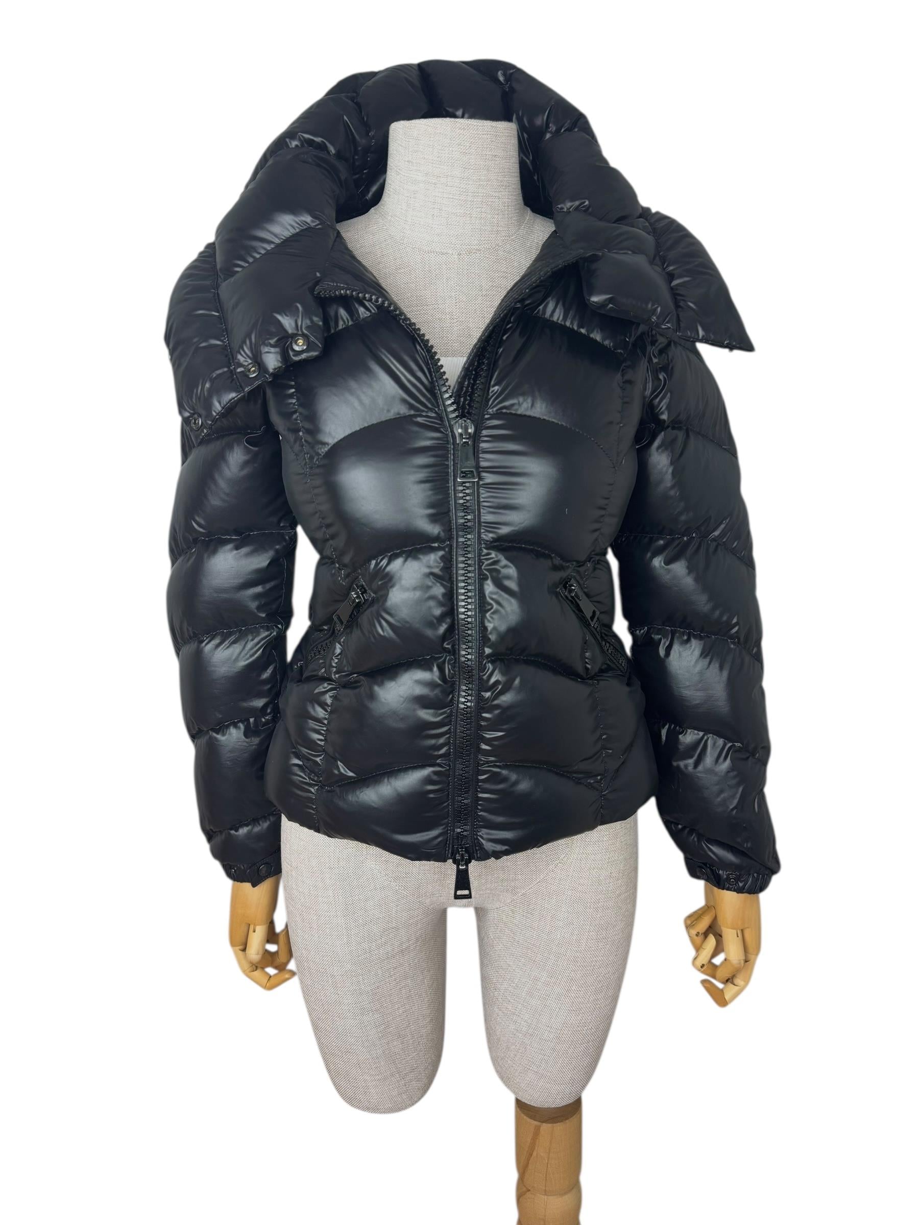 MONCLER AKEBIA GIUBBOTTO PUFFER