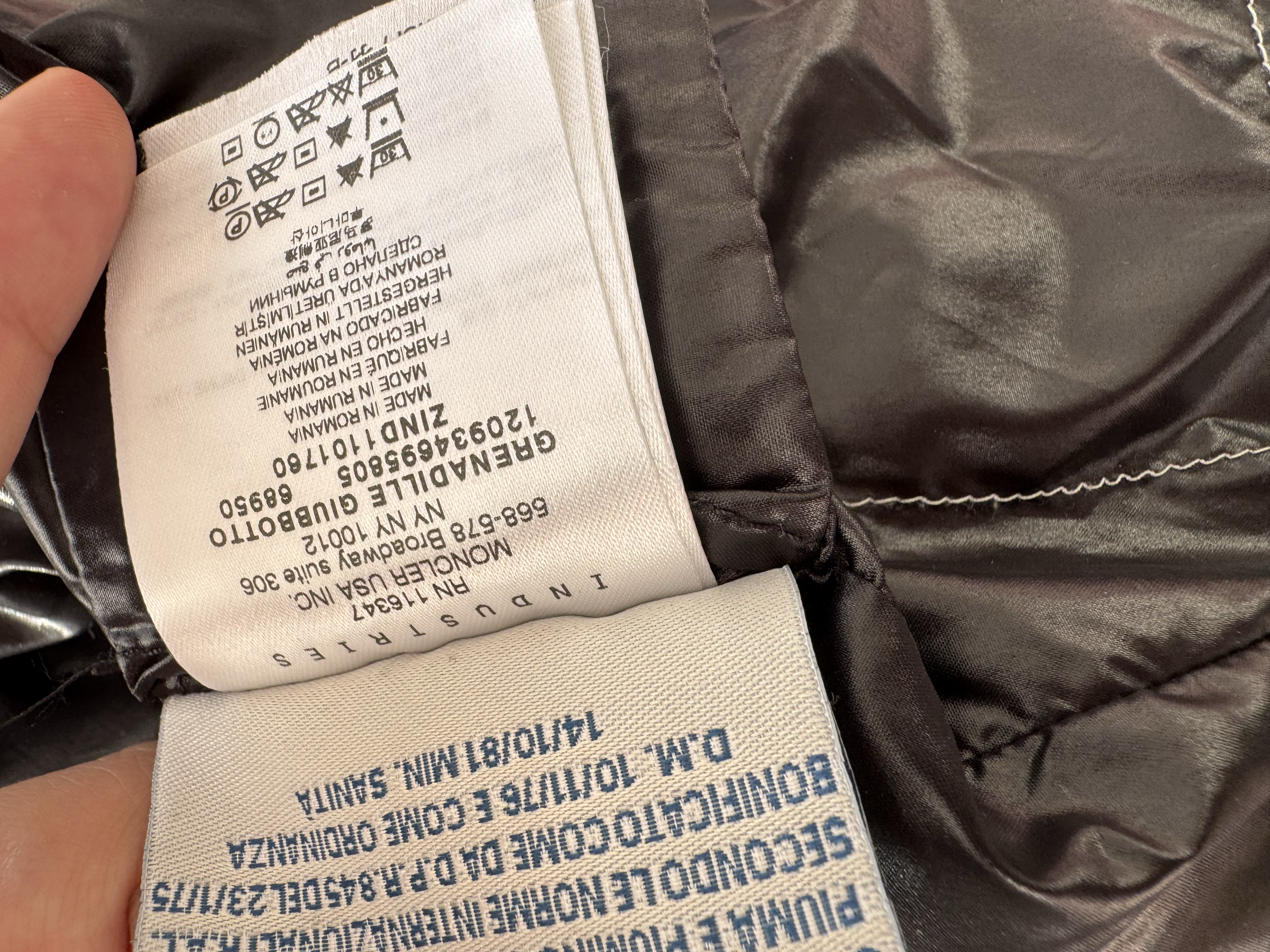 MONCLER GRENADILLE PUFFER JACKET