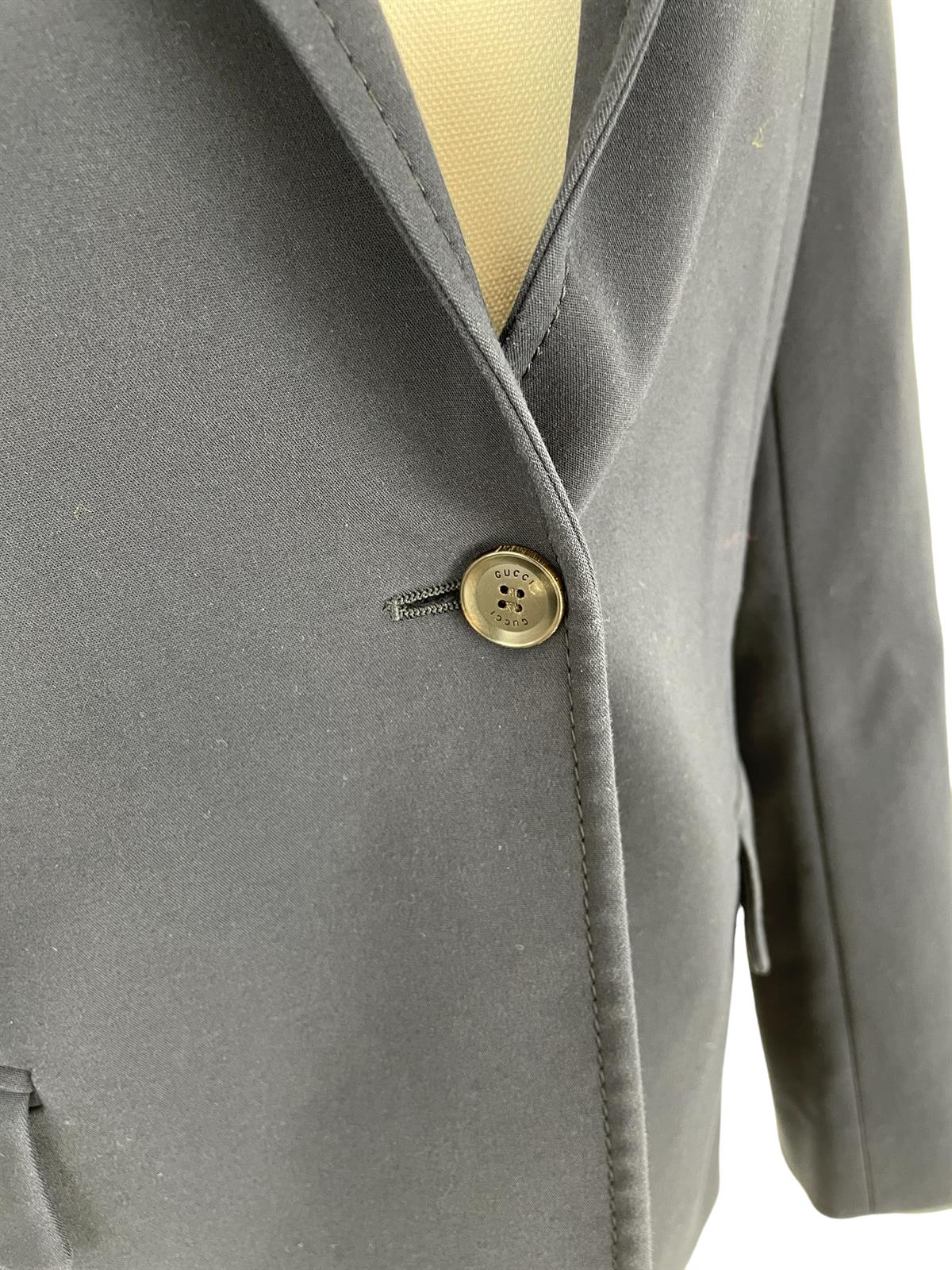 NAVY BLAZER JACKET