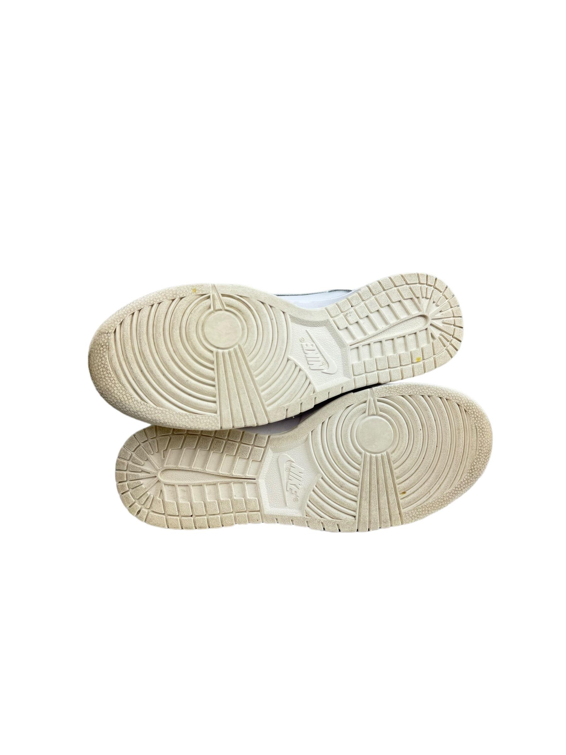 NIKE WHITE AIR JORDAN SNEAKERS