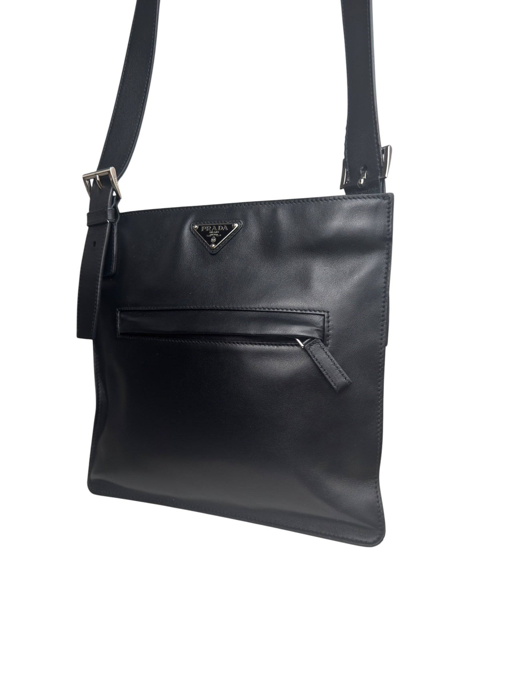PRADA BLACK LEATHER MESSENGER BAG