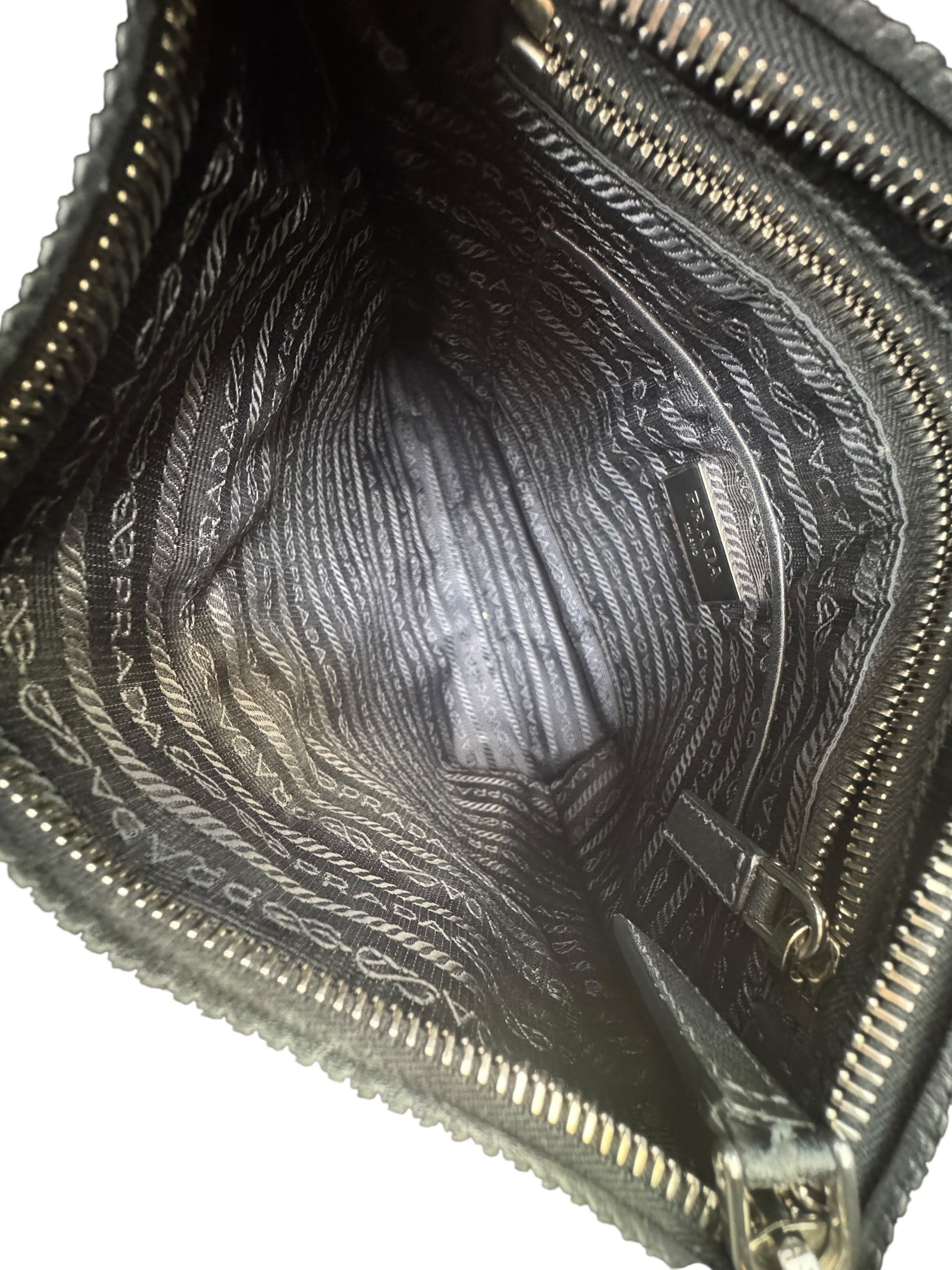 PRADA BLACK LEATHER MESSENGER BAG