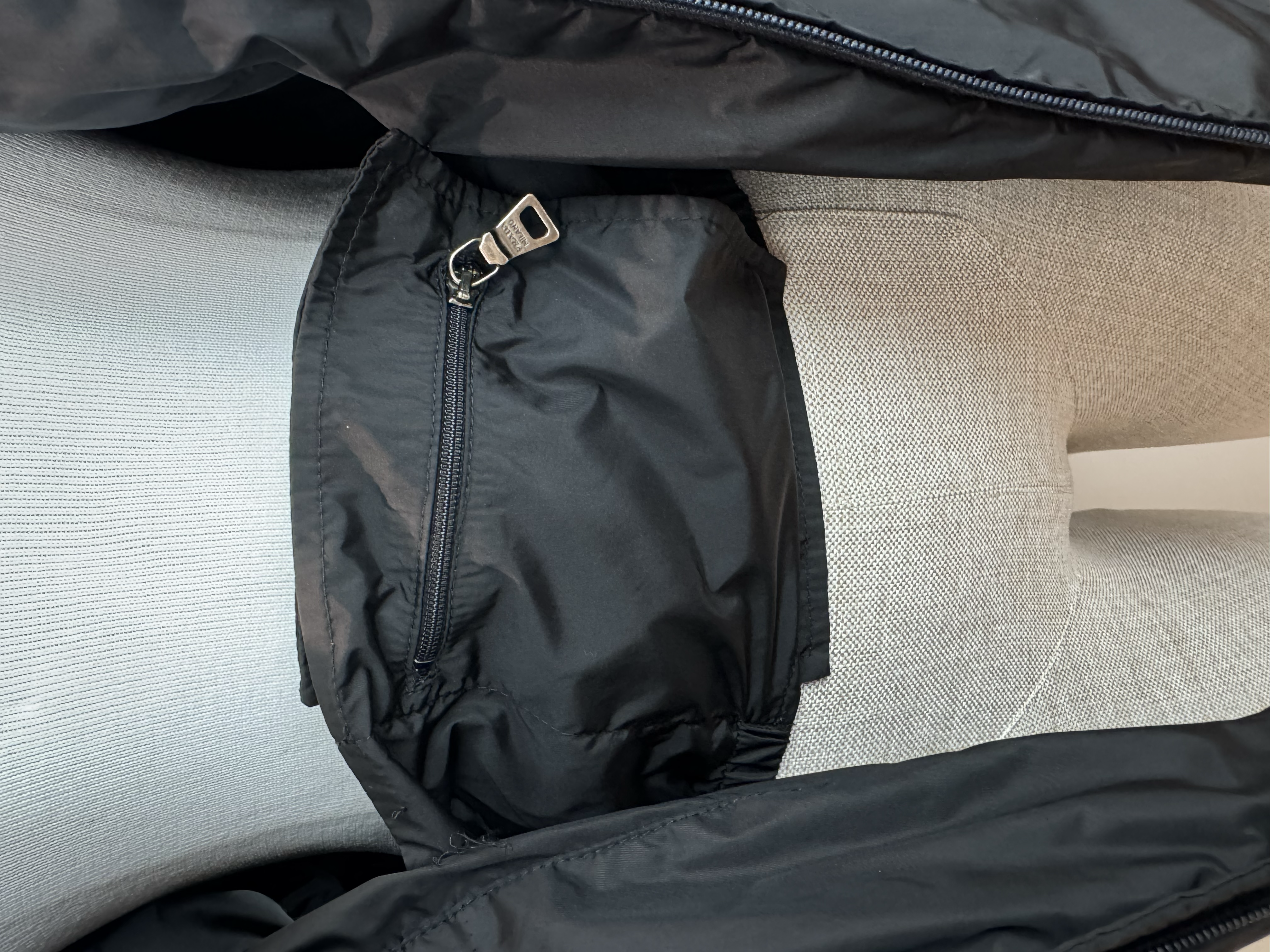 PRADA BLACK NYLON PUFFER JACKET