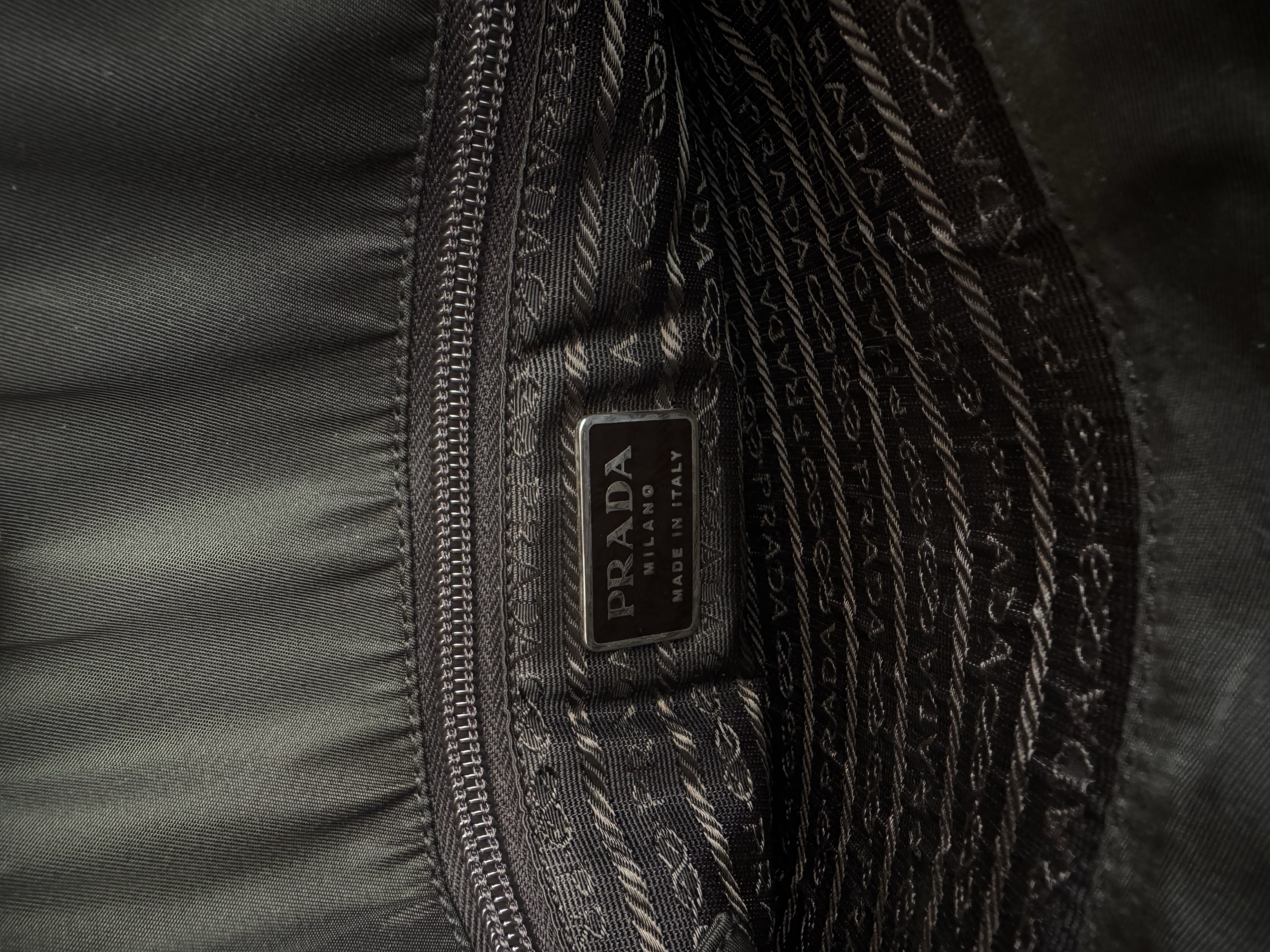 PRADA BLACK NYLON TOTE ÇANTA