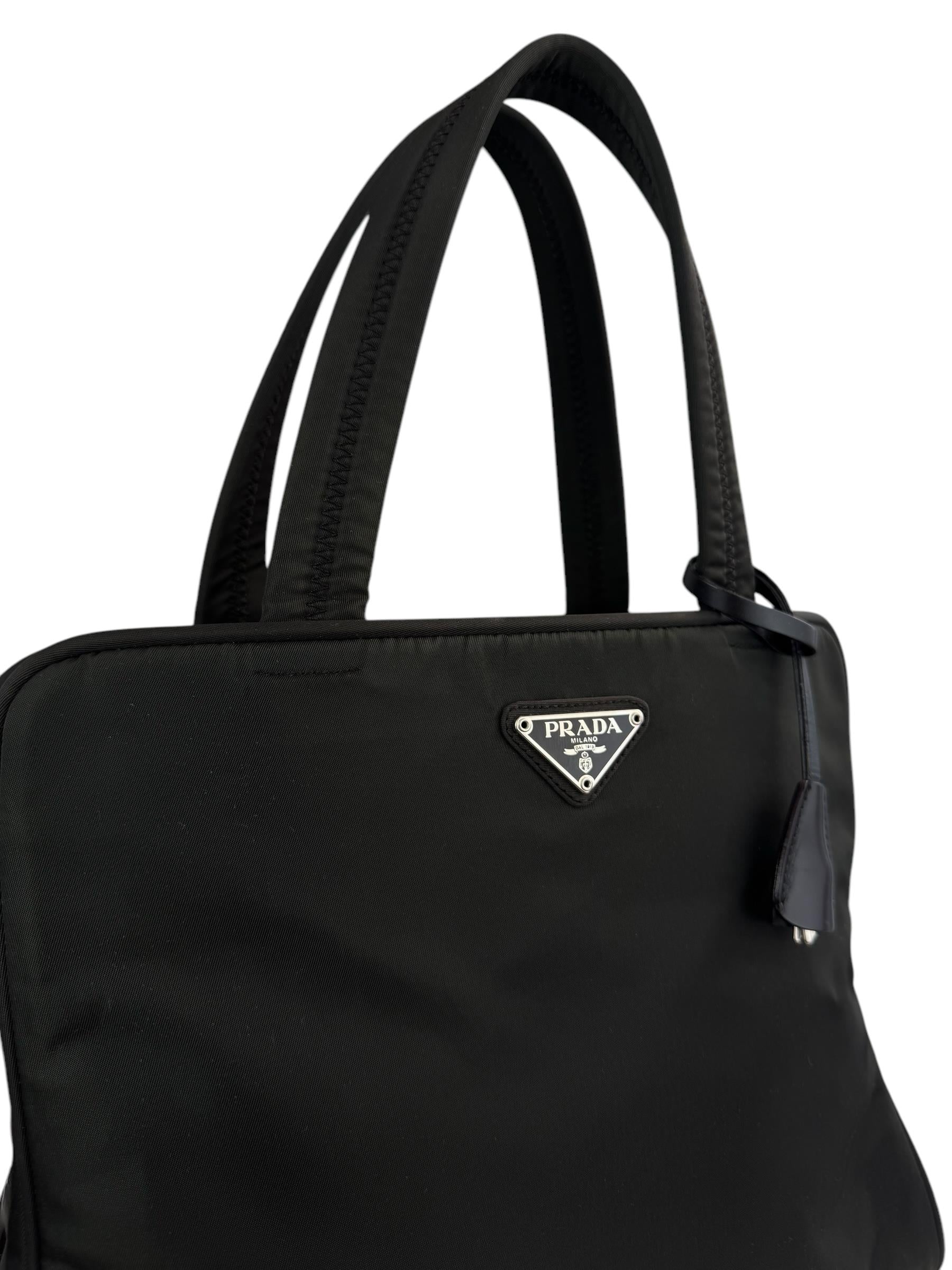 PRADA BLACK NYLON TOTE ÇANTA