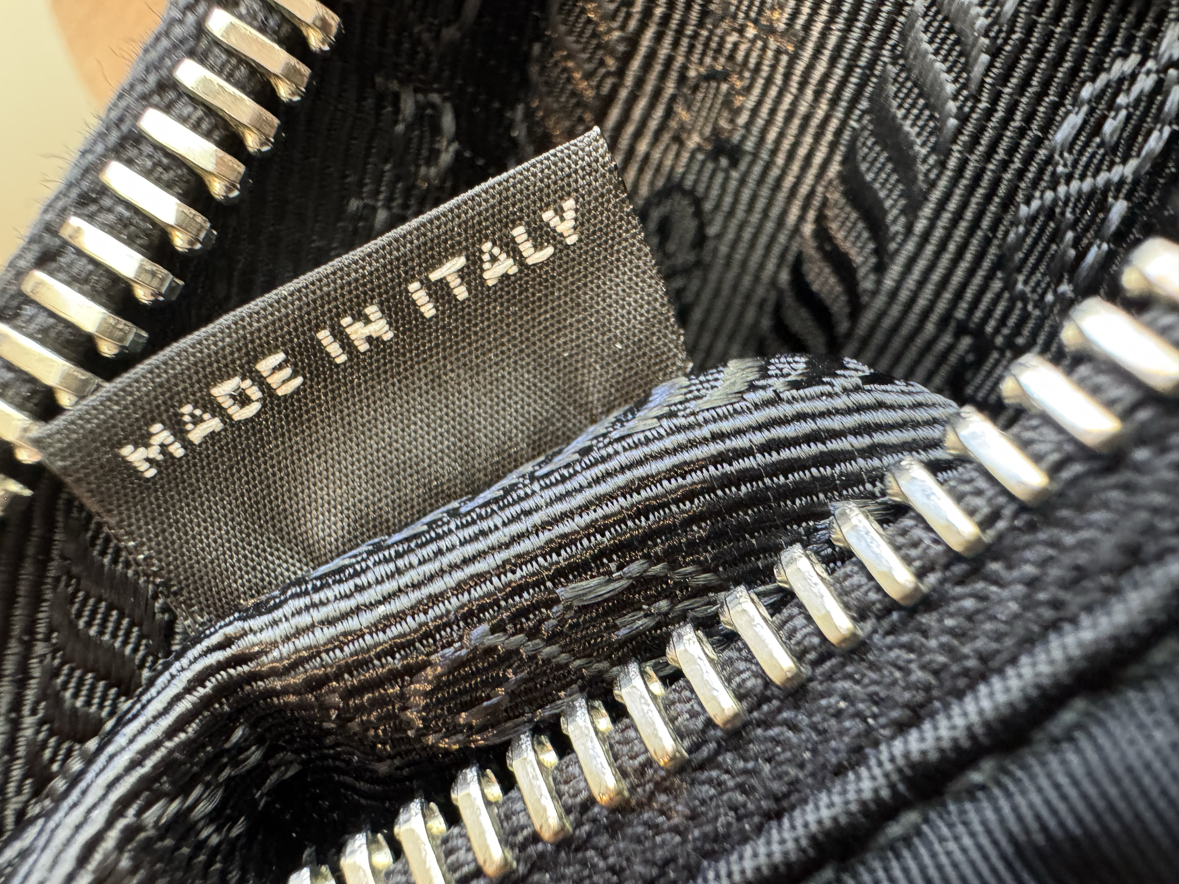 PRADA BLACK RE EDITION 2005 CROSSBODY BAG