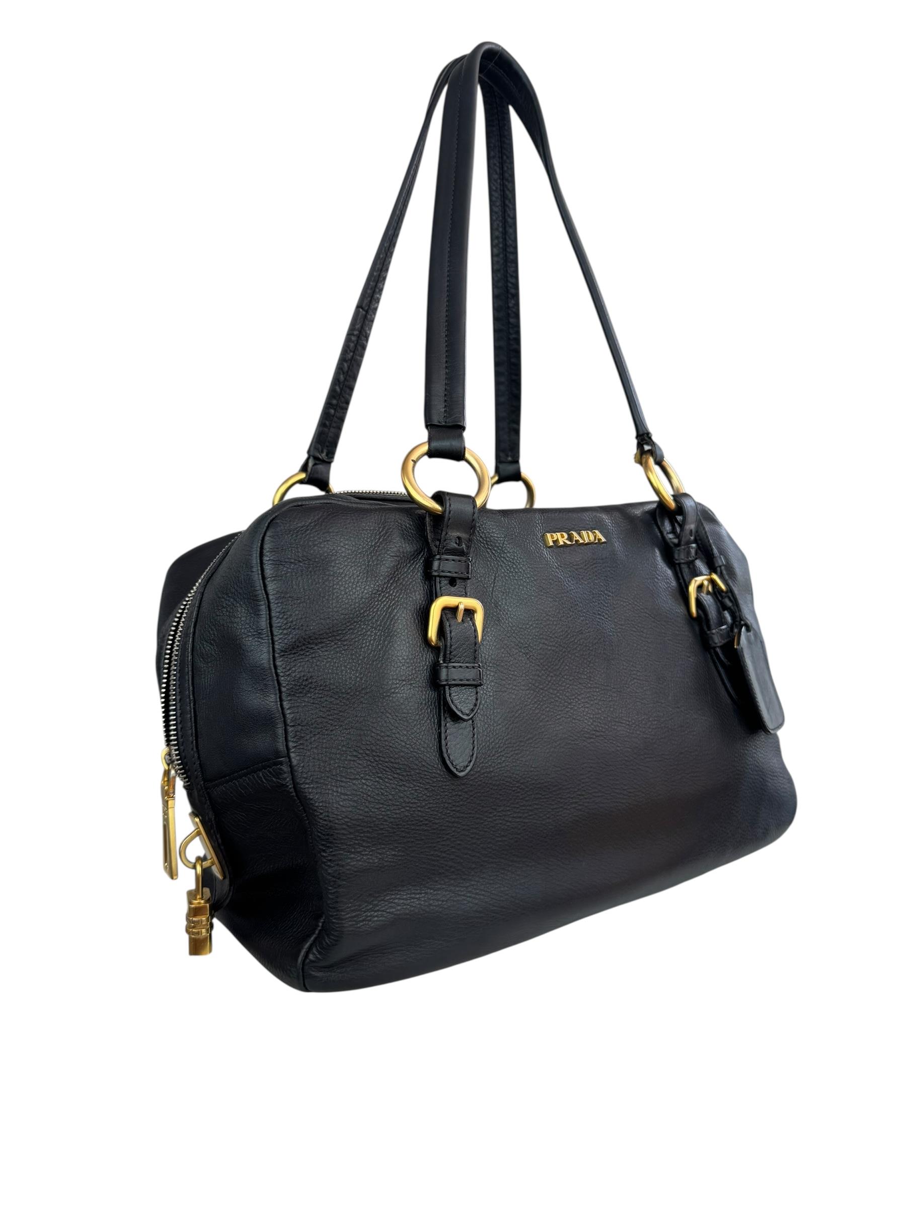 PRADA BLACK VITELLO SHOULDER BAG