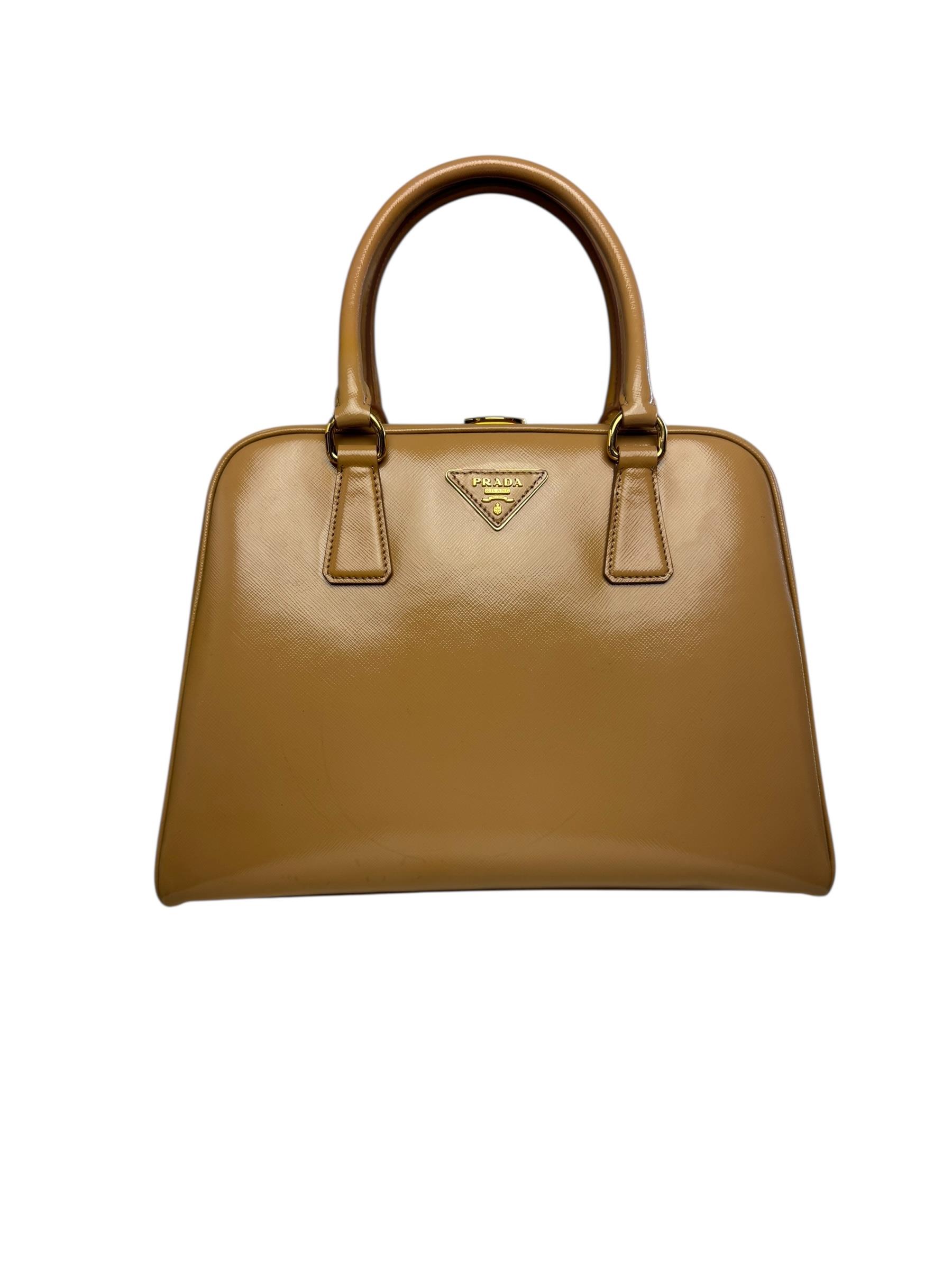 PRADA SAFFIANO VENICE LEATHER PYRAMID BAG