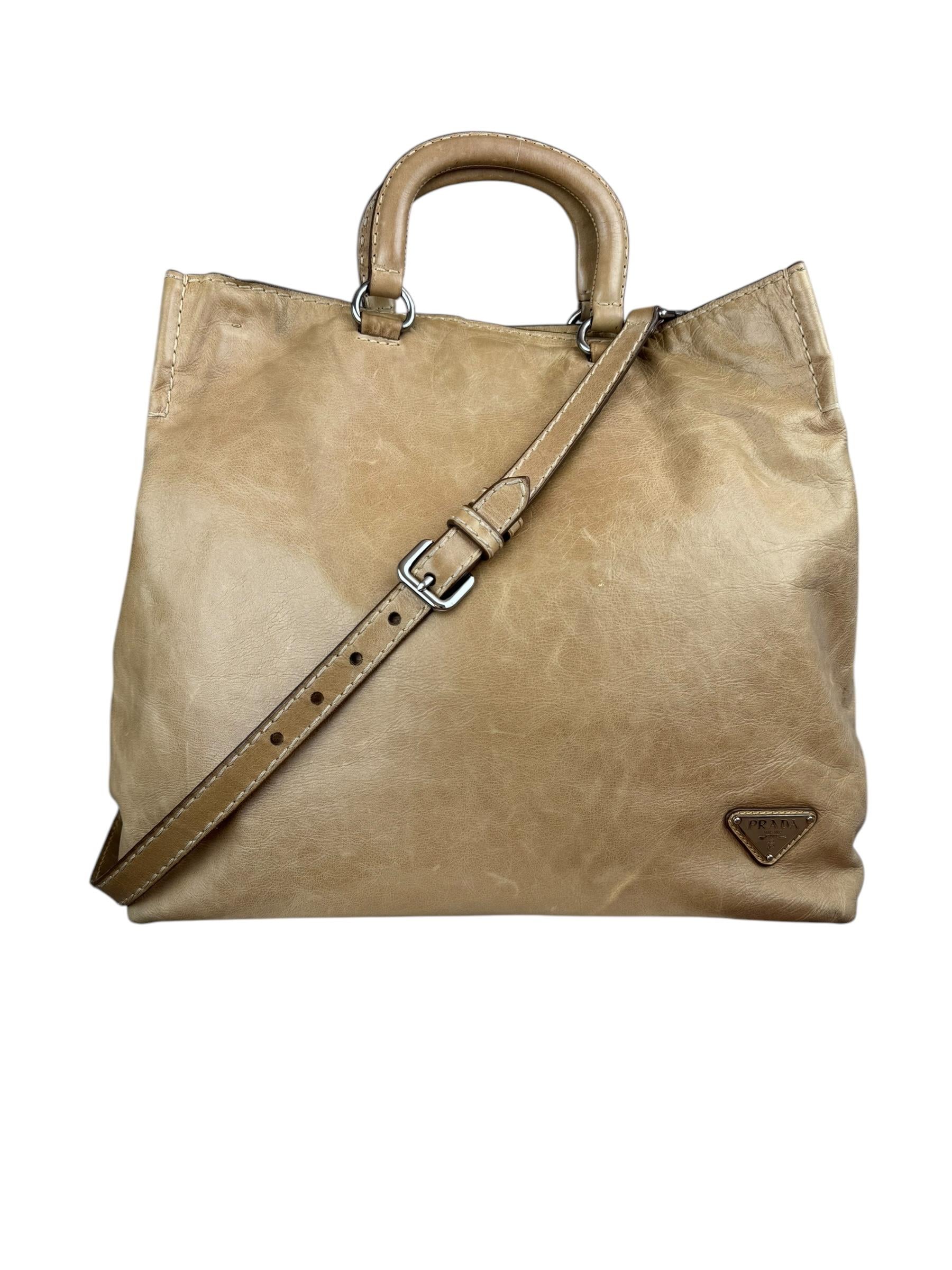 PRADA VITELLO DAINO TOTE BAG