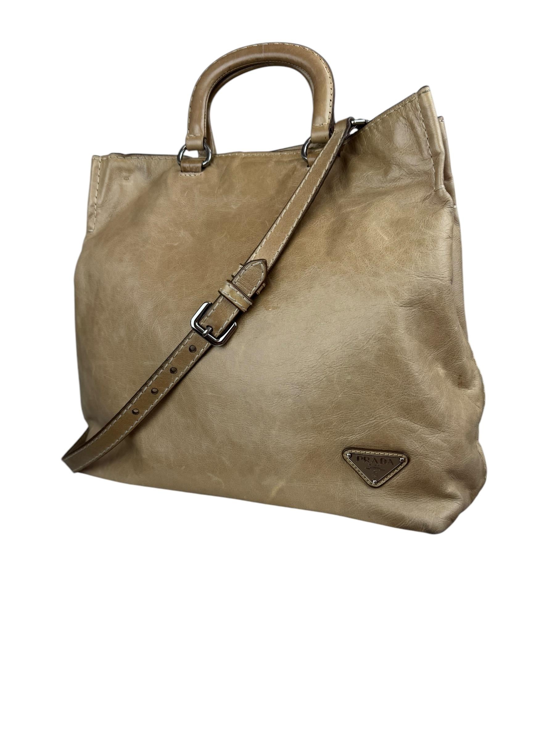PRADA VITELLO DAINO TOTE BAG