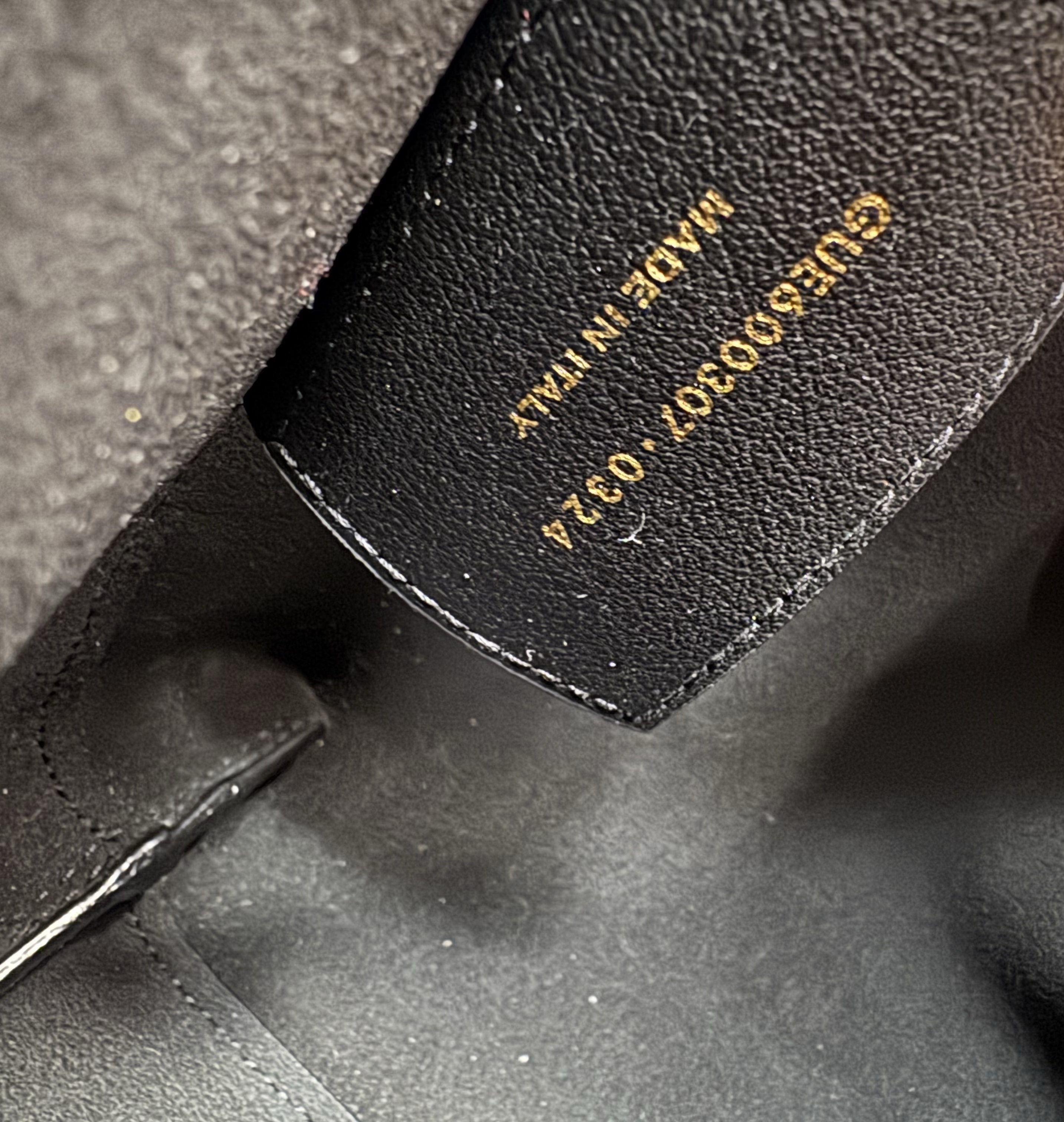 (REZEERVEDIR)SAINT LAURENT TOTE SHOPPING