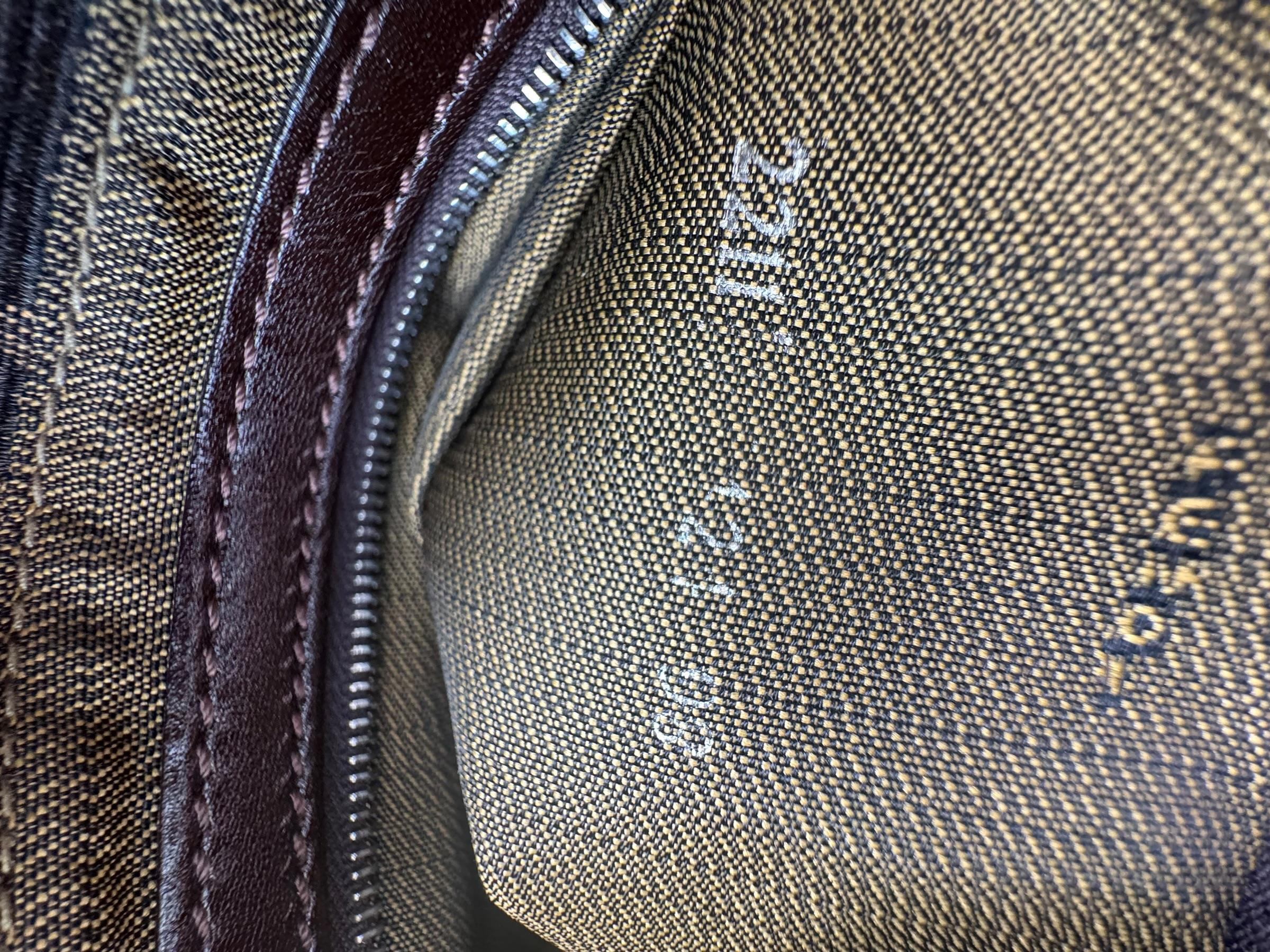 (REZERVEDIR)FENDI BROWN ZUCCA BAGUETTE