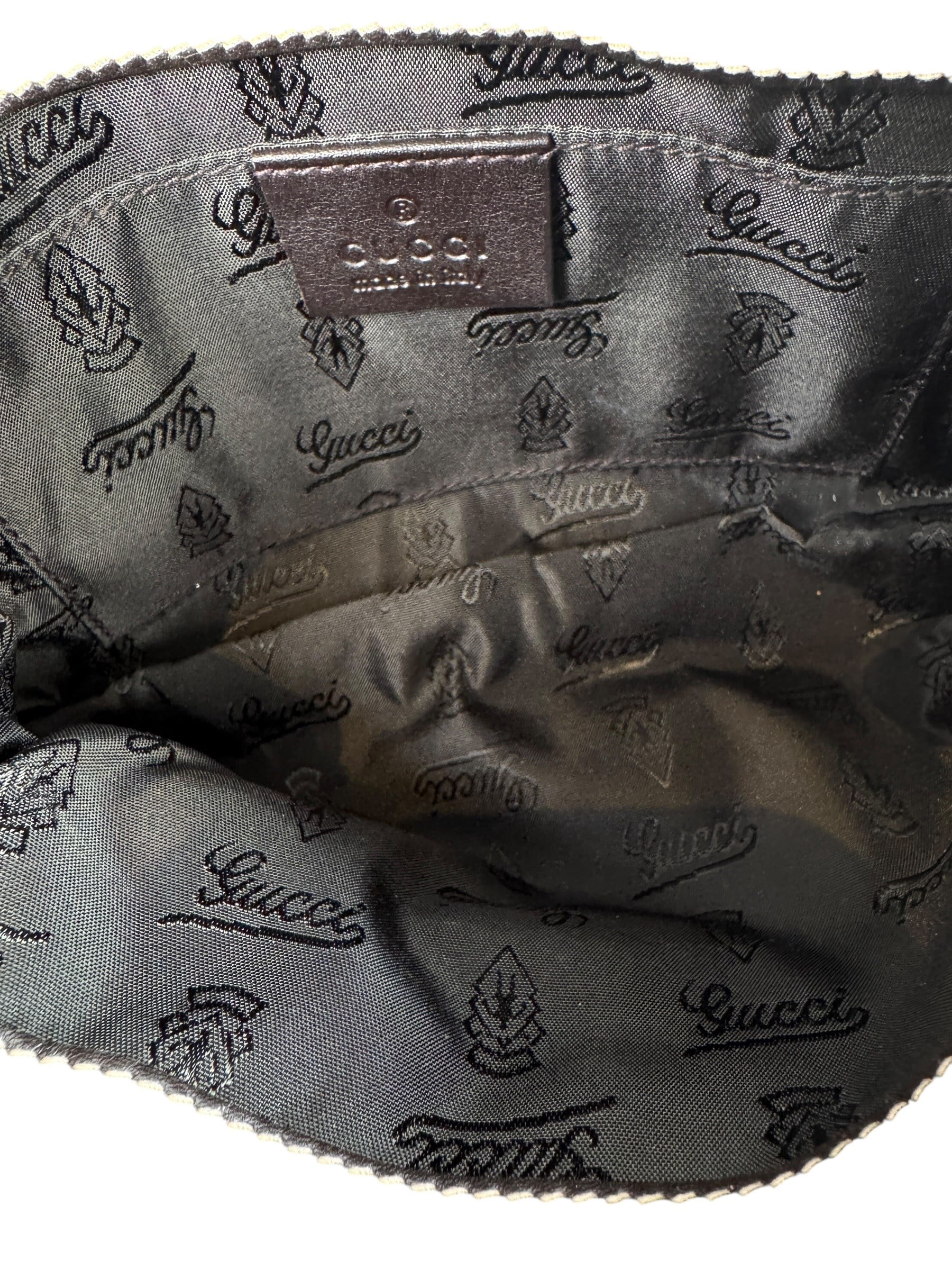(REZERVEDIR)GUCCI GG MONOGRAM CLUTCH BAG