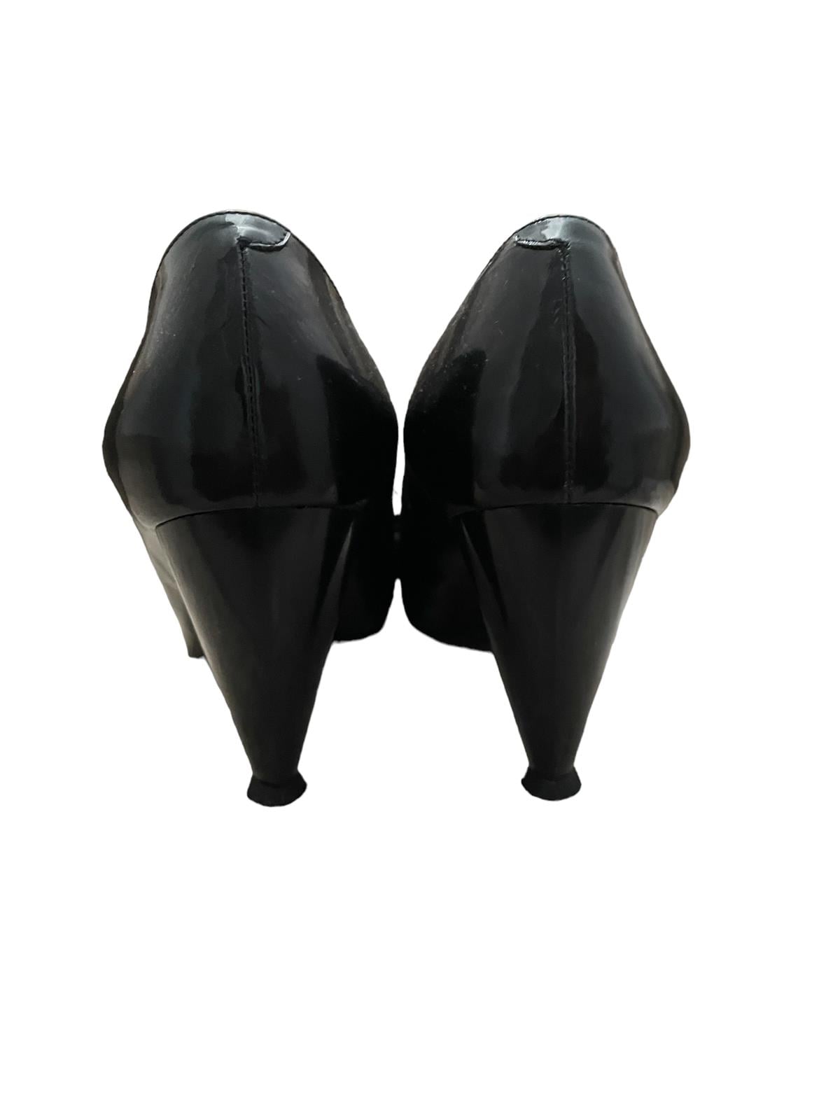 RIBBON HEELS