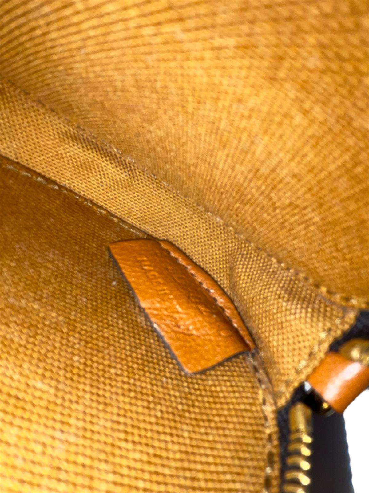 ROUND COIN TRIOMPHE PURSE BAG
