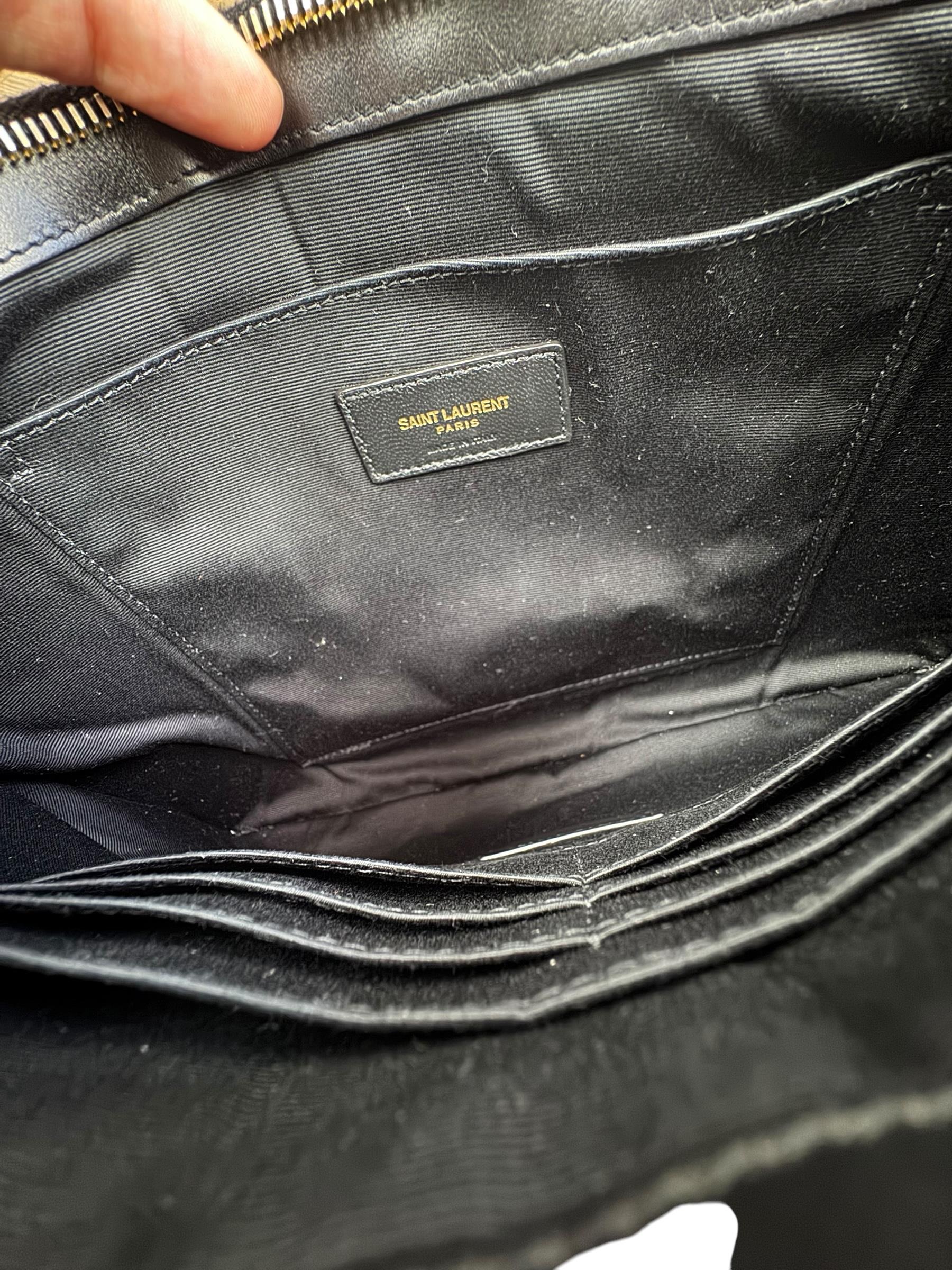 SAINT LAURENT BLACK LEATHER CLUTCH 