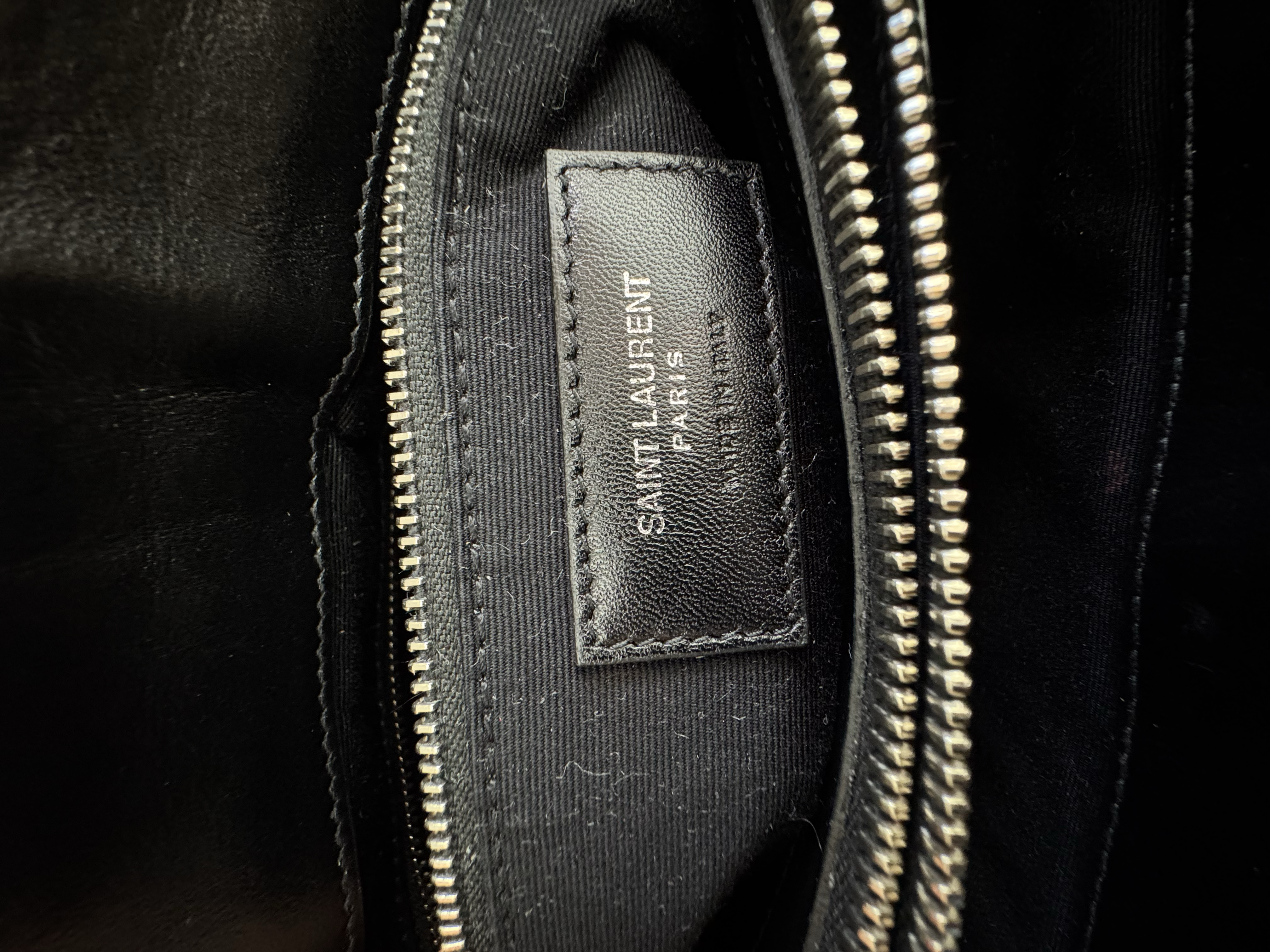 SAINT LAURENT BLACK LOU LOU SHOULDER BAG 
