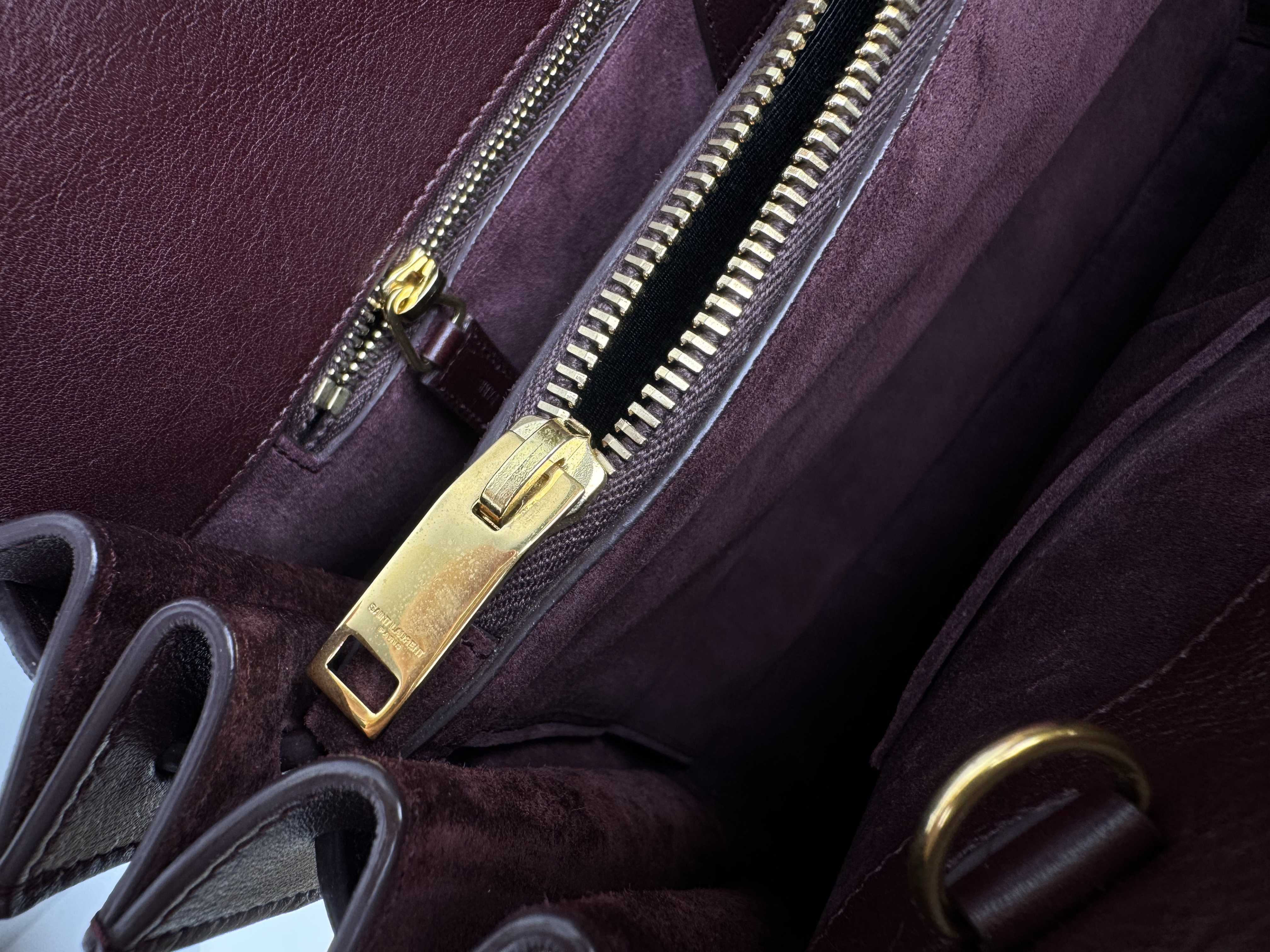 SAINT LAURENT BURGUNDY SAC DE JOUR BAG