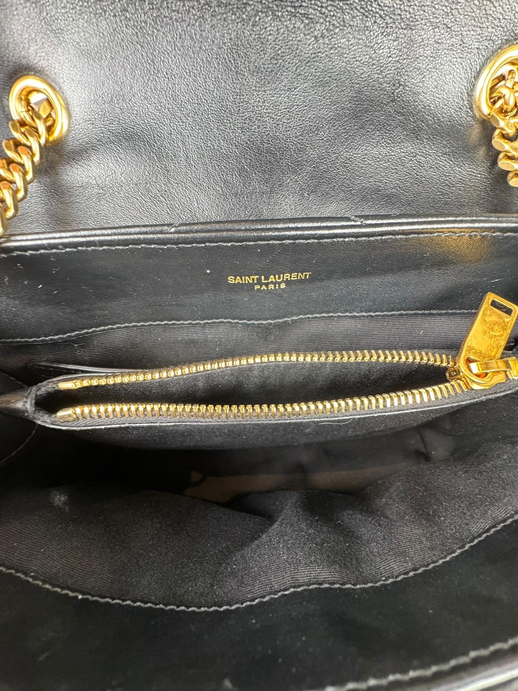 SAINT LAURENT SMALL LOU LOU BAG