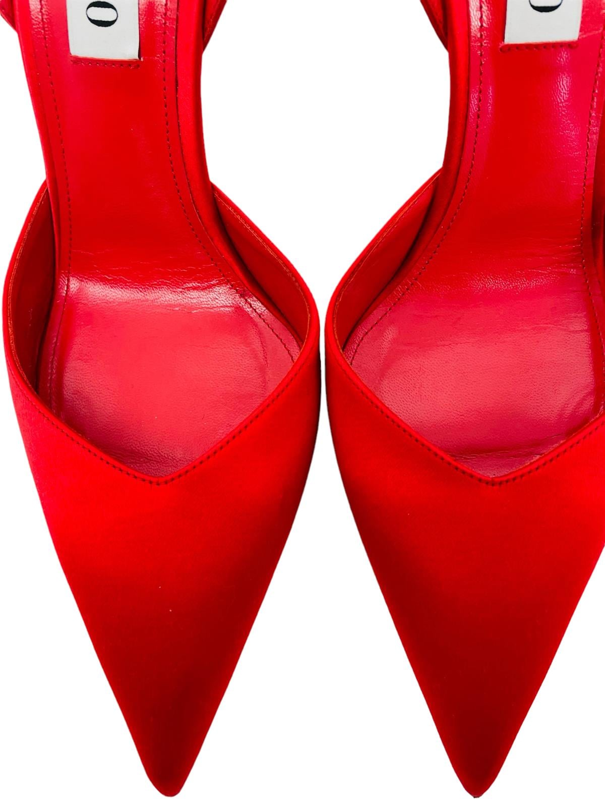 SATIN HEELS