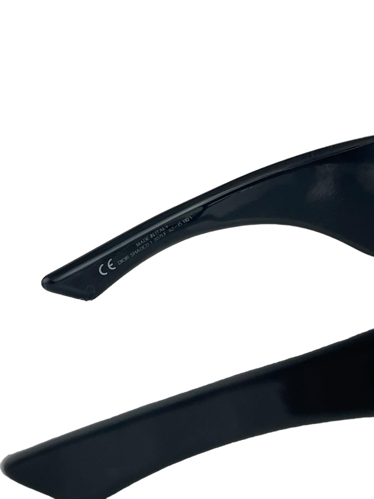 SHADED SUNGLASSES
