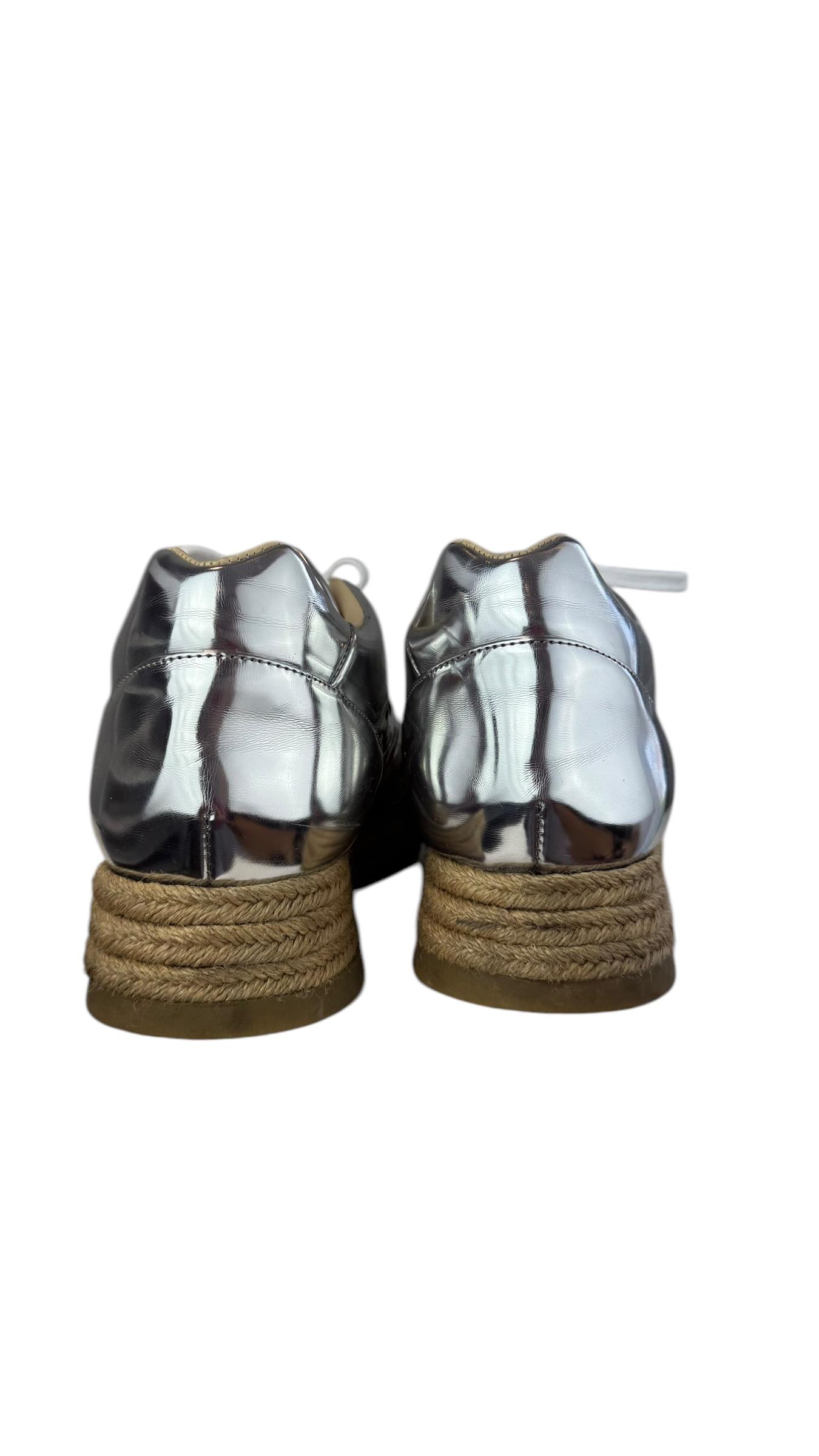 STELLA MCCARTNEY SILVER PATENT LEATHER SNEAKERS