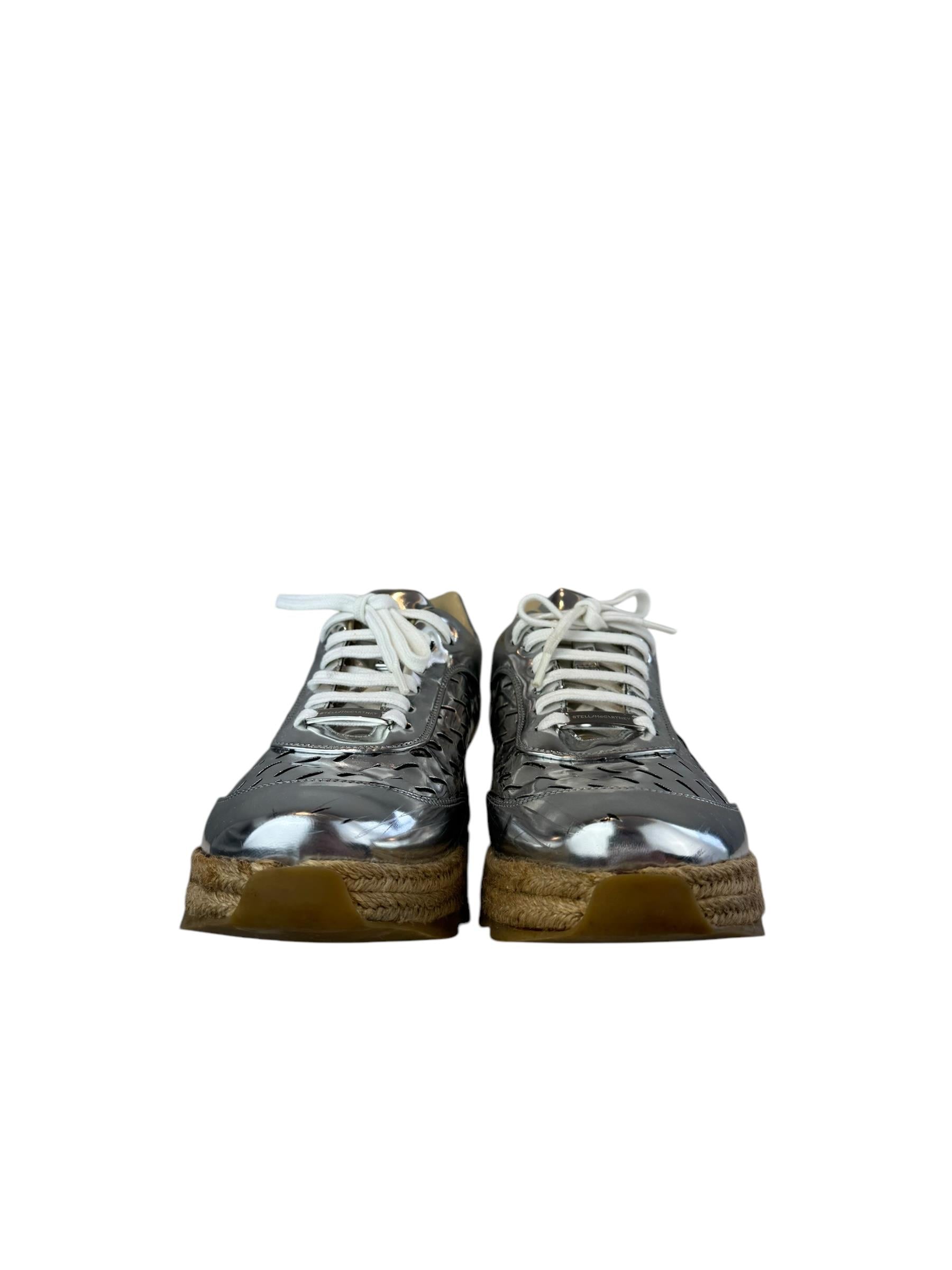 STELLA MCCARTNEY SILVER PATENT LEATHER SNEAKERS