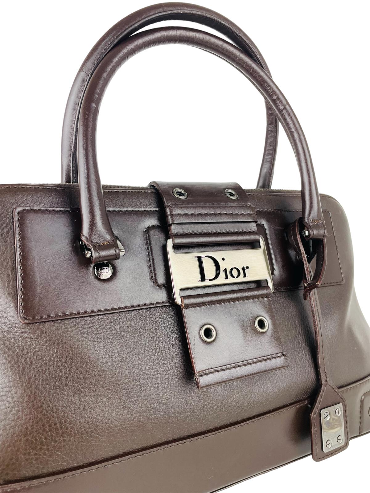 STREET CHIC SHOULDER BAG